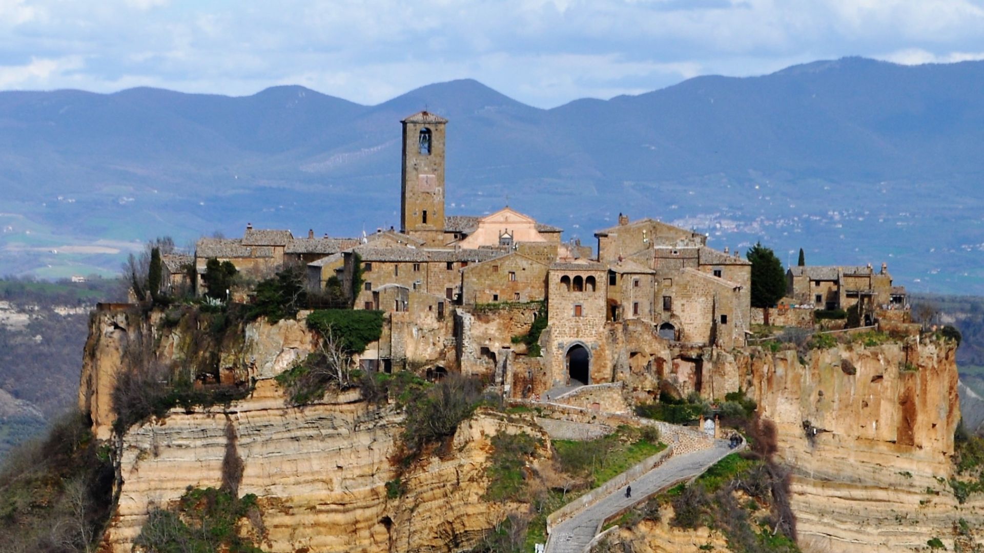 File:La Civita 1.jpg