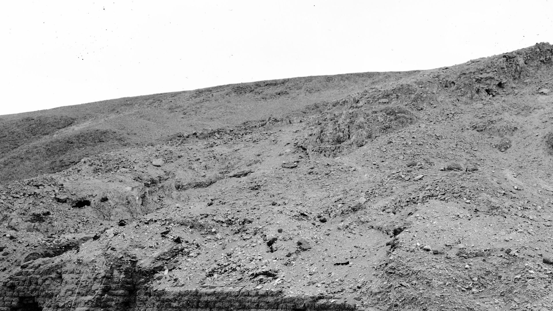 File:Schiaparelli's excavations - Gebelein, Excavations at the Northern hill, 1913-1914, photo 21 of 108 - Archivio fotografico Museo Egizio, Turin C00659.jpg