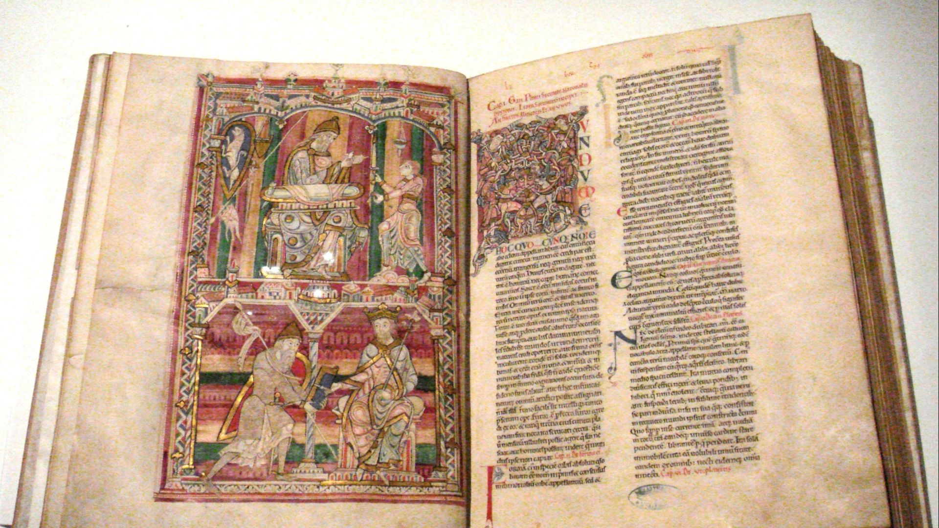 File:Histoire Naturelle Pline l Ancien mid 12th century Abbaye de Saint Vincent Le Mans France.jpg