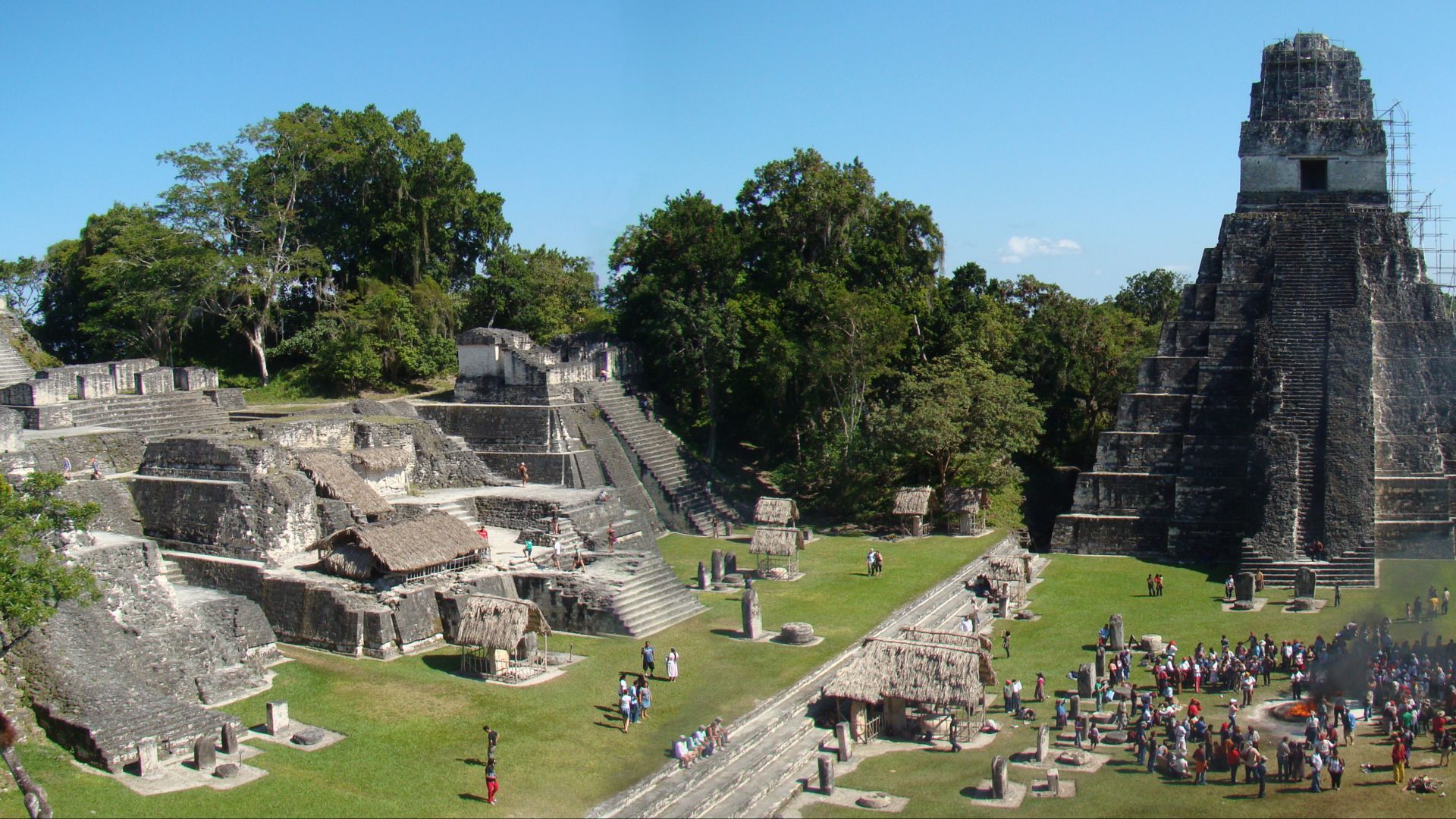 File:Tikal-Plaza-And-North-Acropolis.jpg