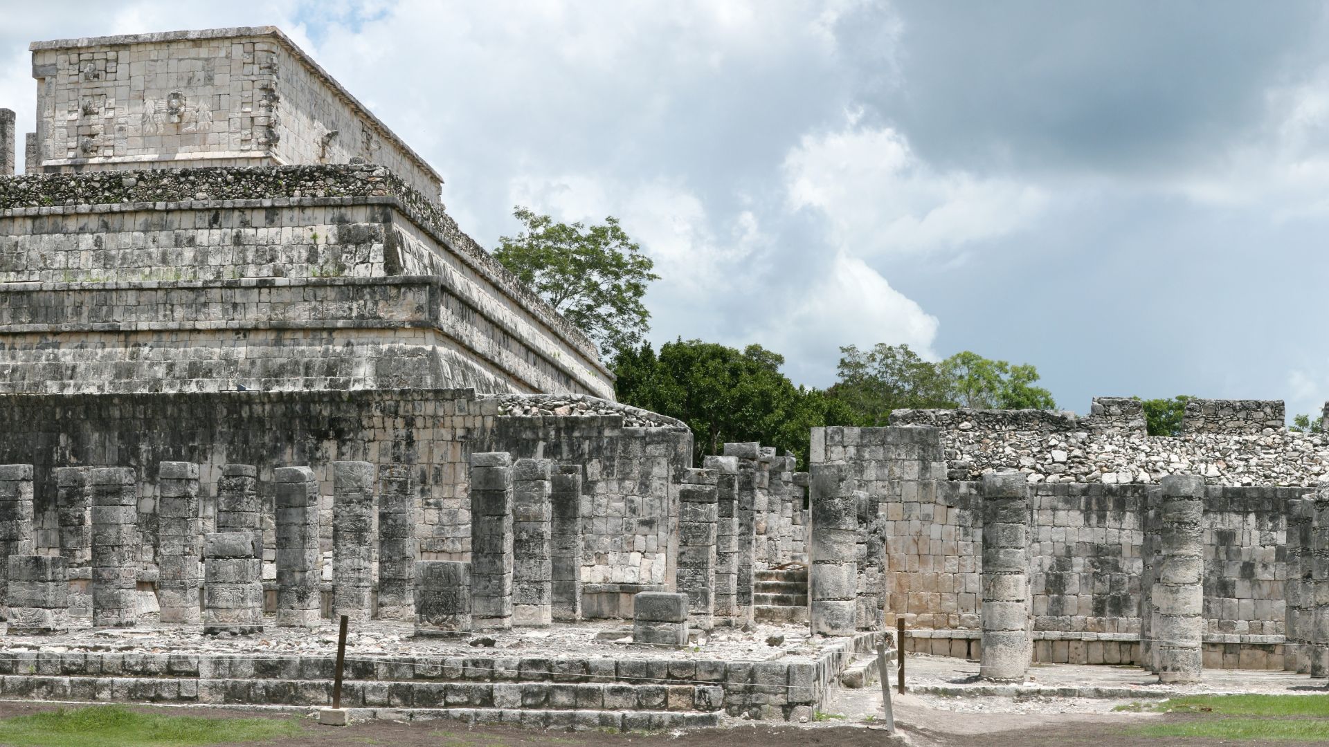 File:Chichen Itza 1.jpg
