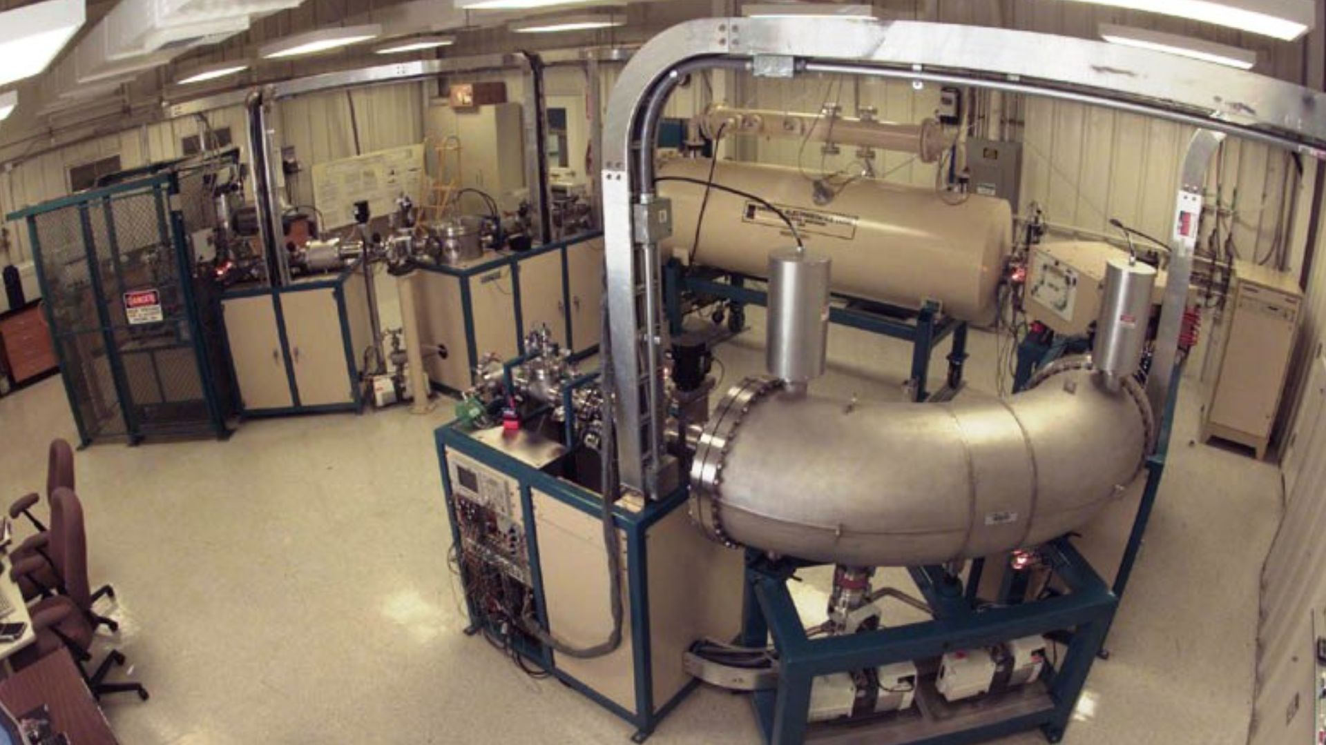 File:1 MV accelerator mass spectrometer.jpg
