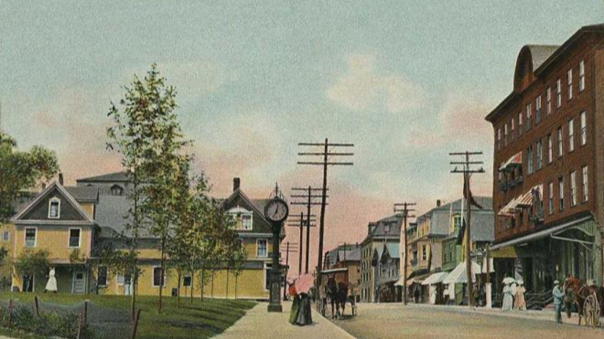 File:Main Street, Bar Harbor, ME.jpg