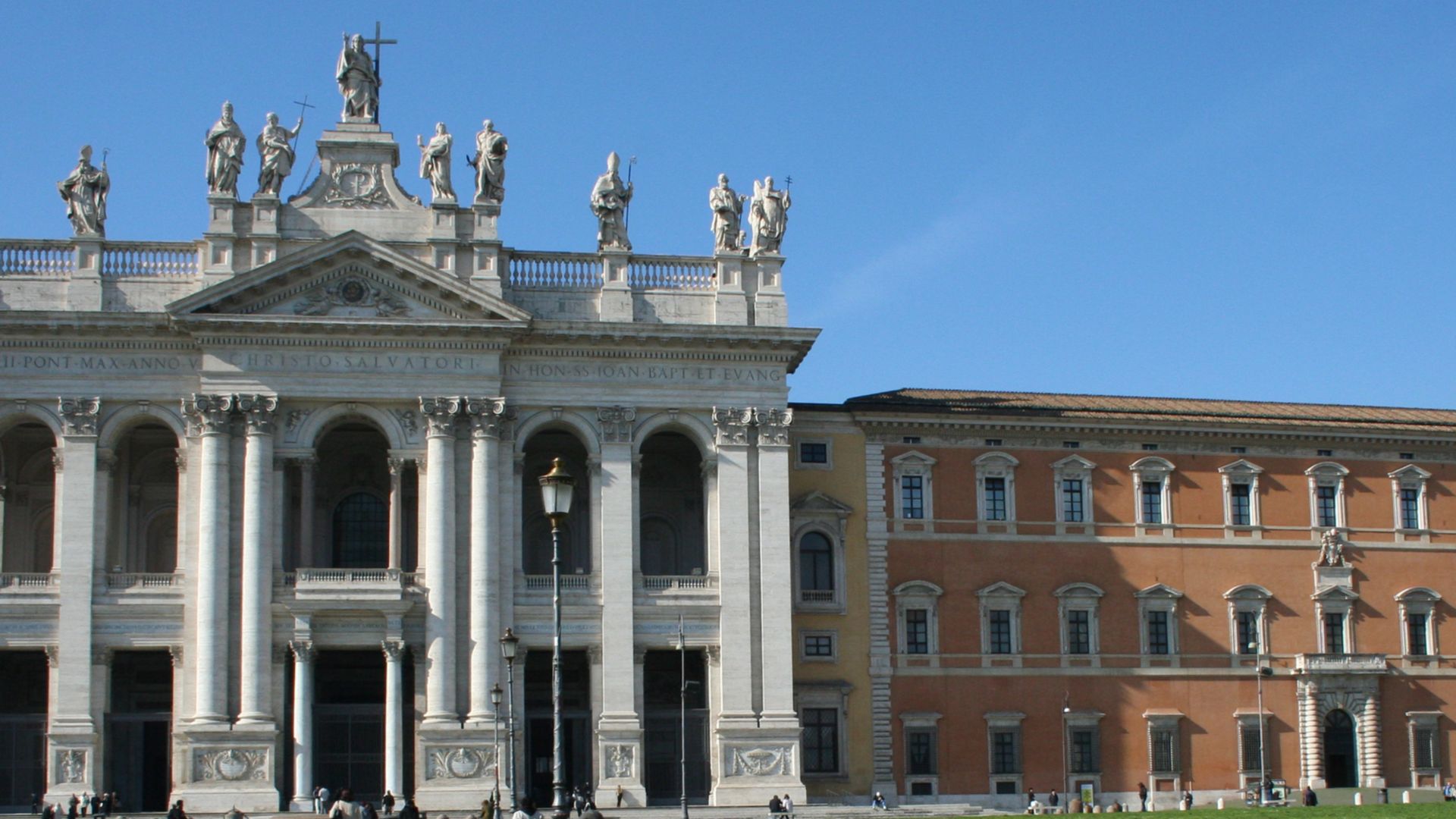 File:St John Lateran Basilica and Palace.jpg