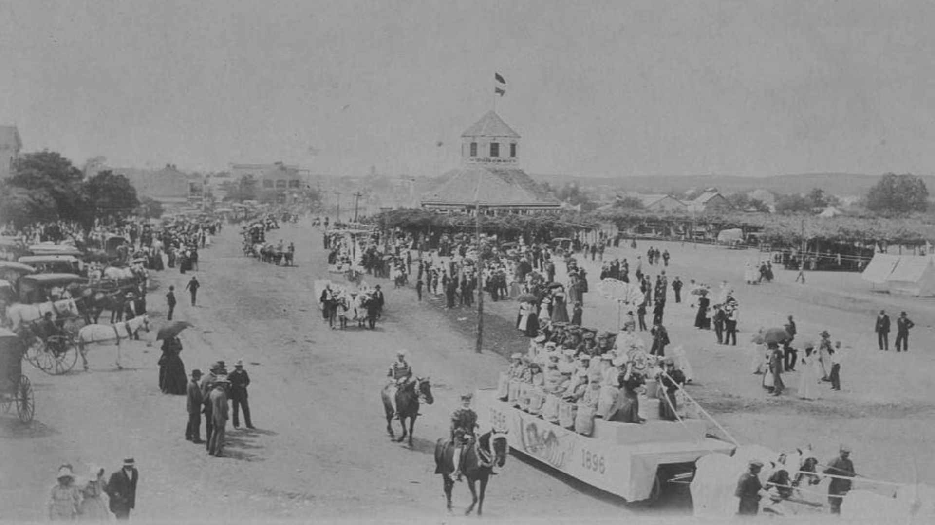 File:1896 Frederickburg, Texas 50th Anniversary Parade.jpg
