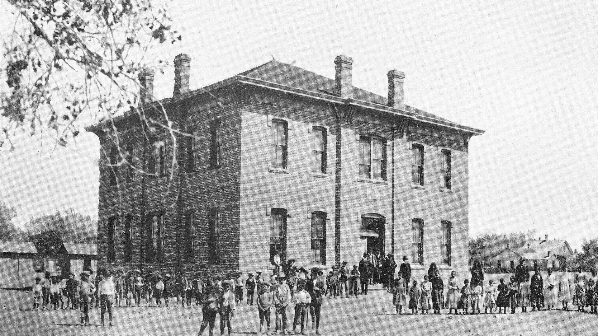 File:Annual Report of the Secretary of the Interior for the year ended June 30, 1897 (1898) (14779554781).jpg