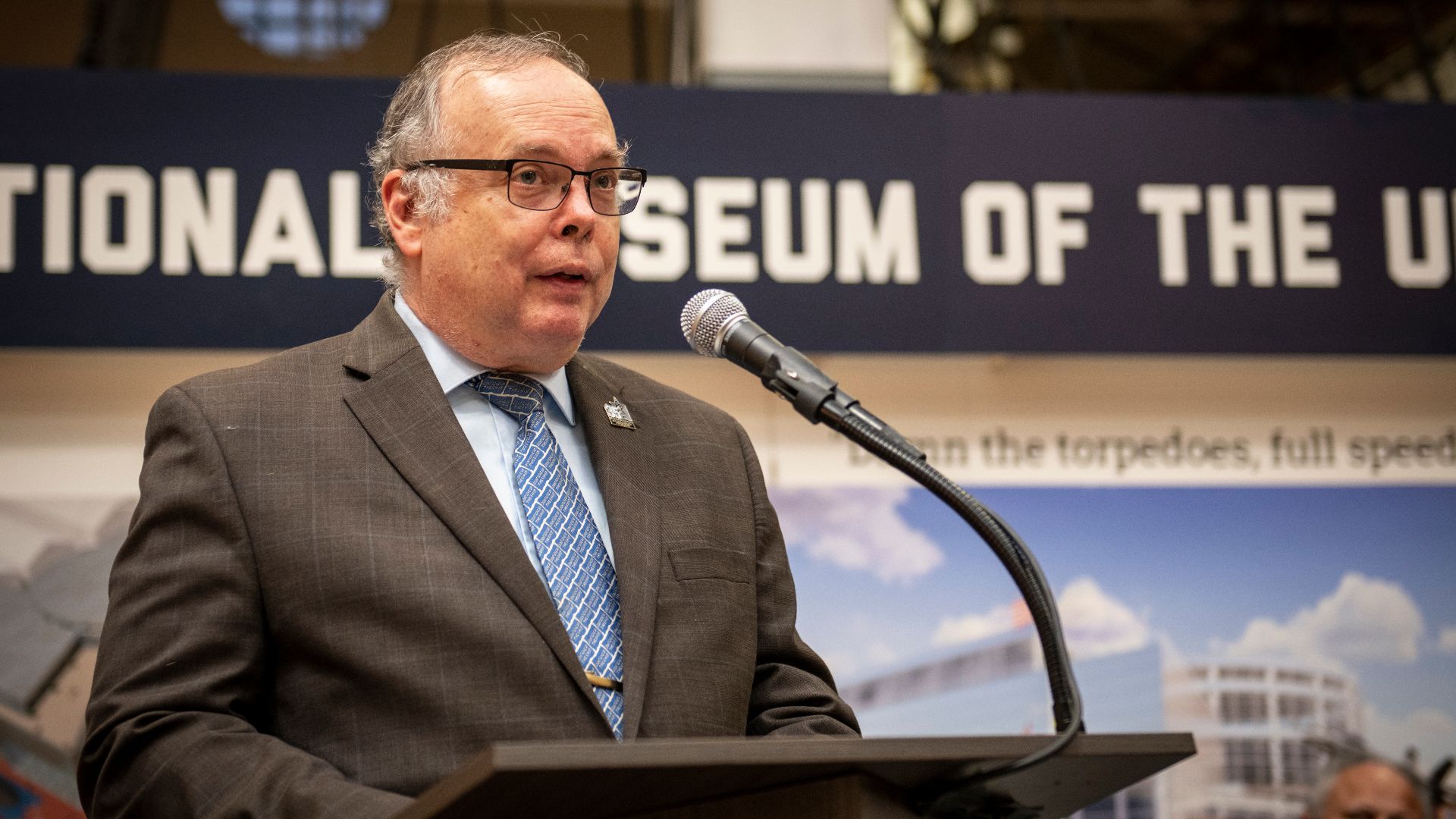 File:SECNAV Celebrates Navy's 246th Birthday 211013-N-OL781-1036.jpg