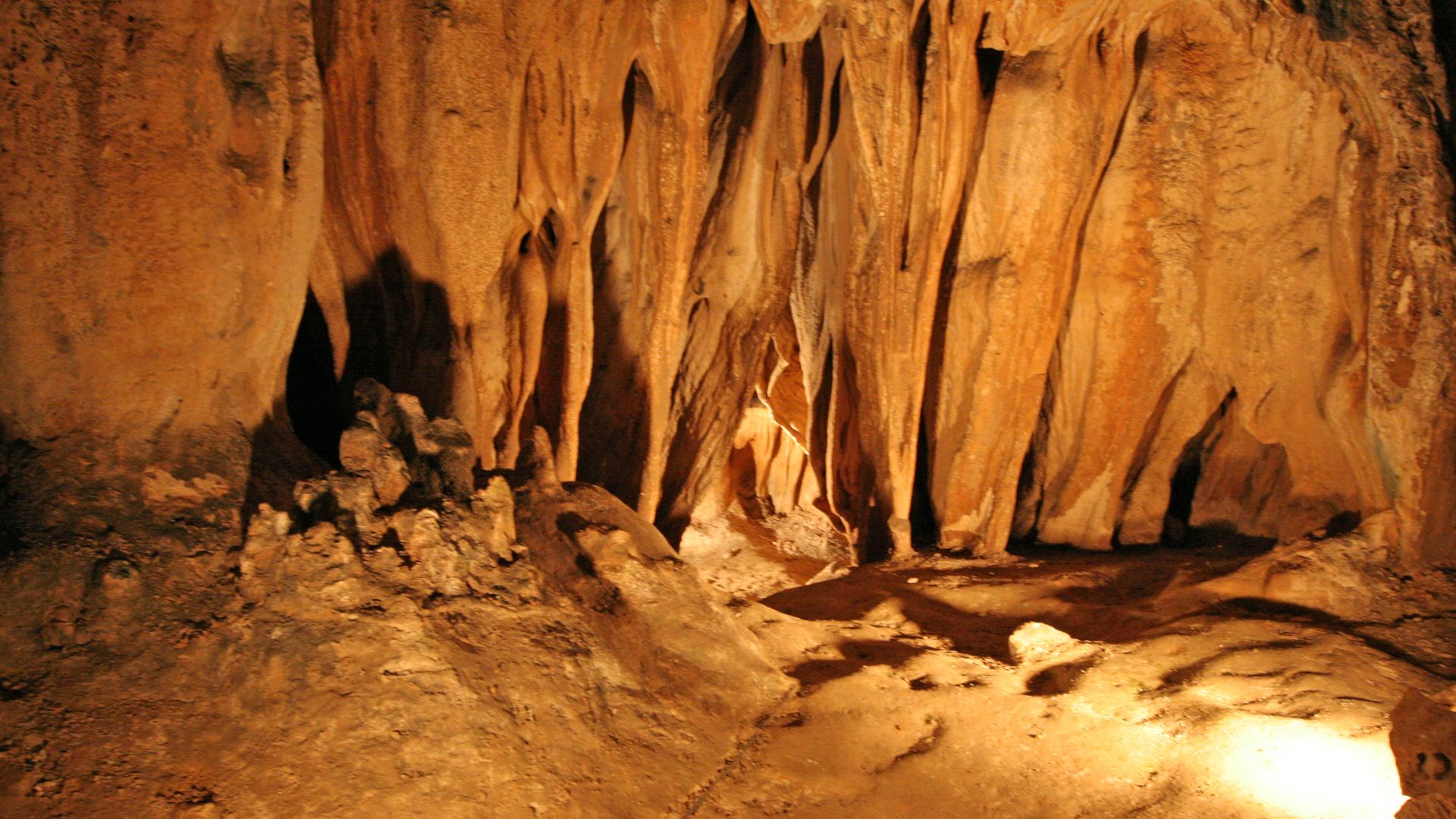 File:Grotte de Saint-Marcel-d'Ardèche 08.JPG