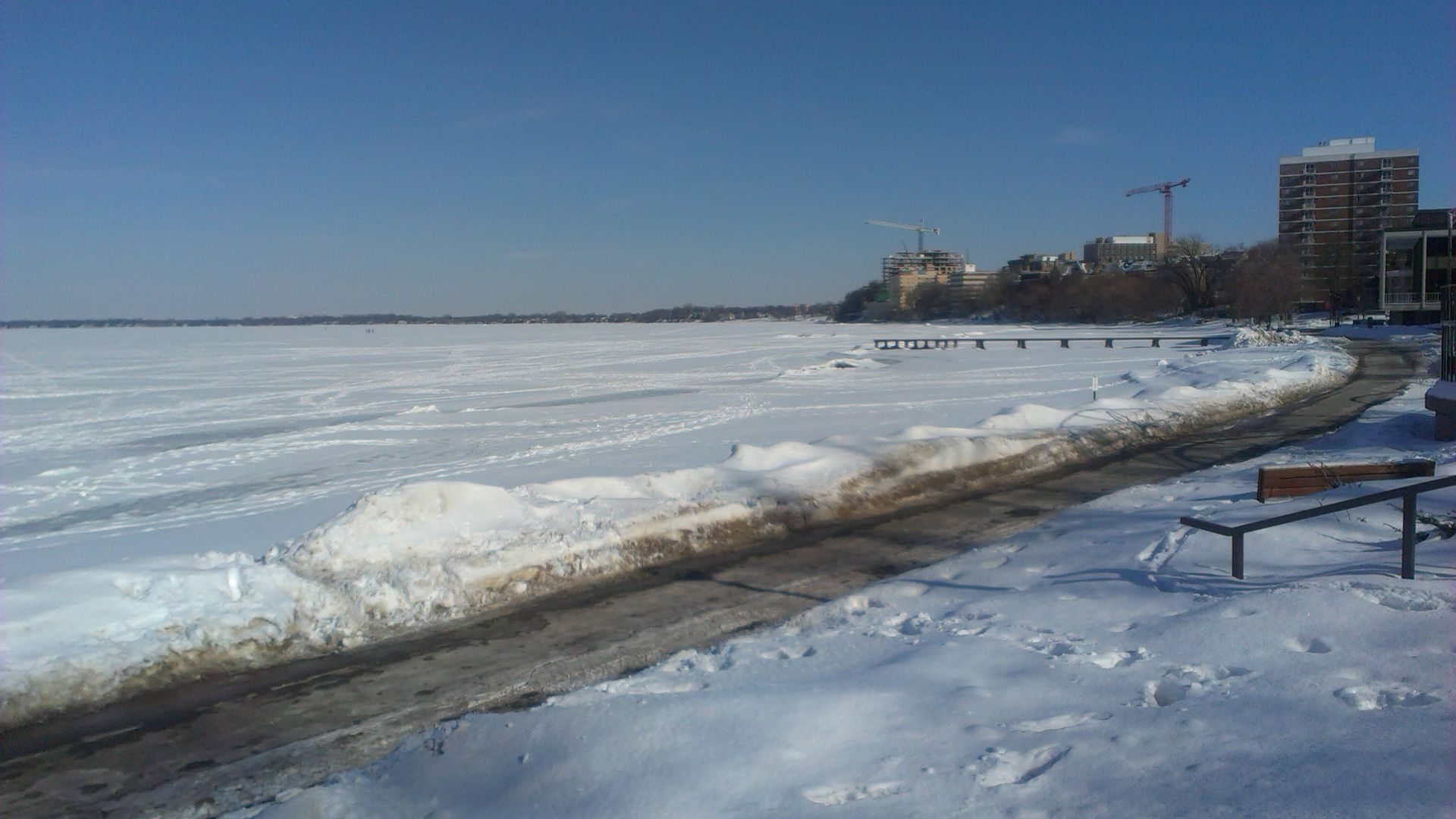 File:Lake Mendota in winter (2) - February 2014.jpg