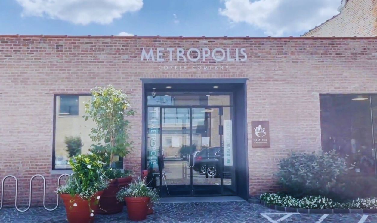 Chicago Scene at Metropolis Coffee Company, WGN News