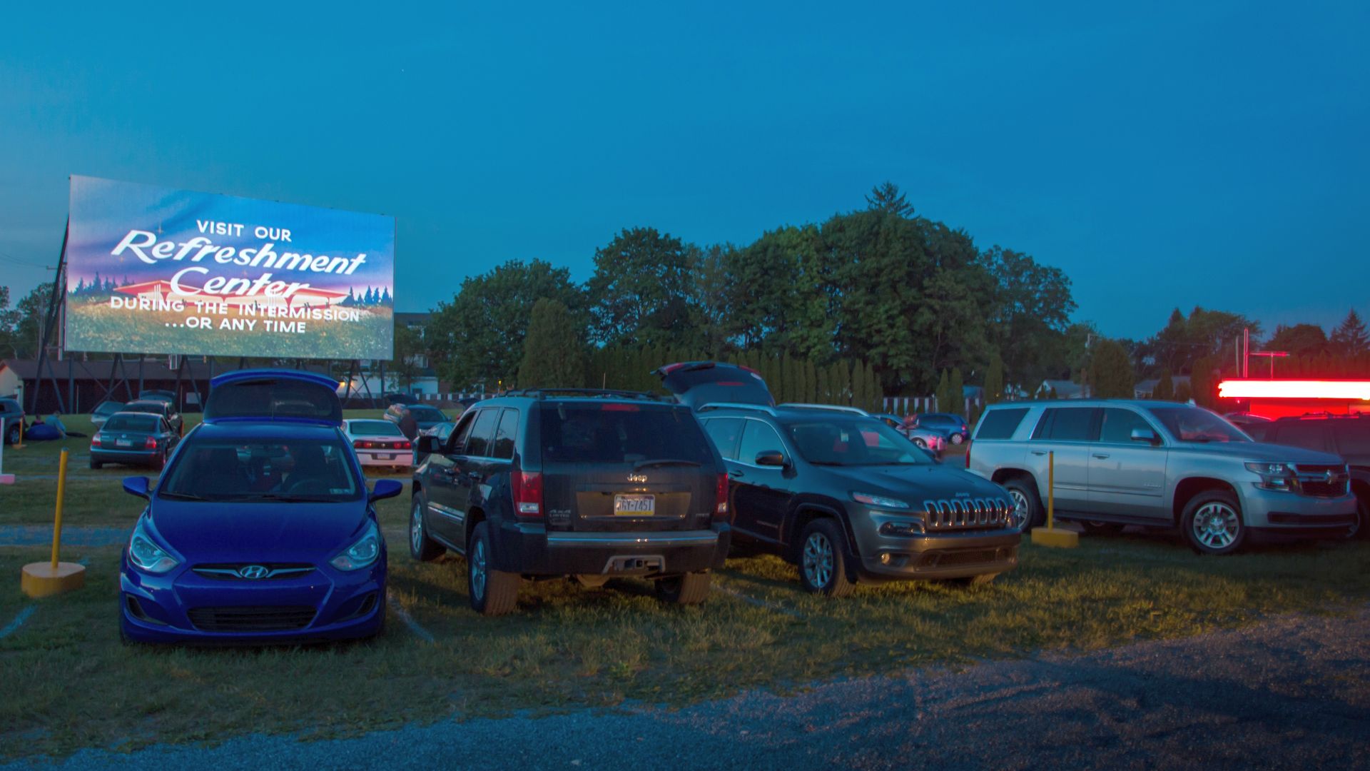 File:Shankweiler's Drive-In Movie Theatre,Orefield, Pennsylvania.jpg