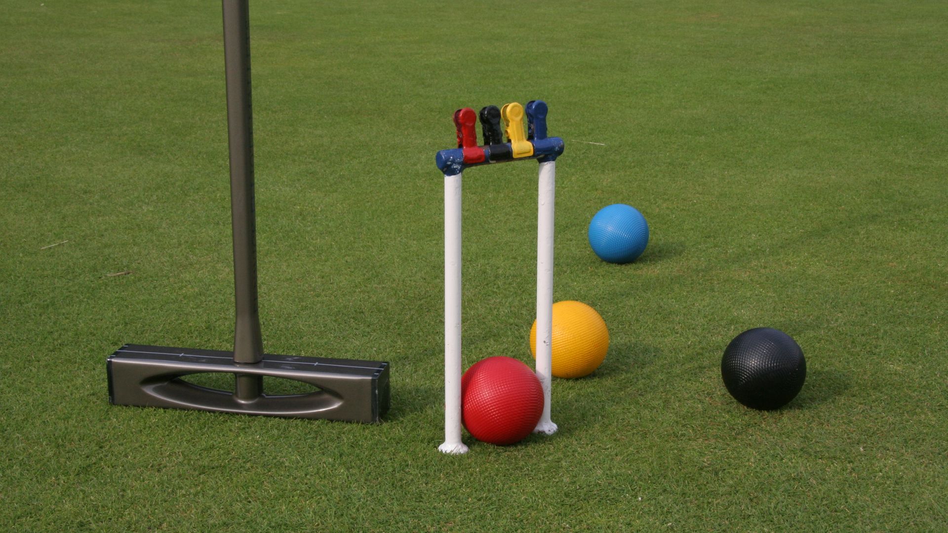 File:Modern croquet equipment.JPG
