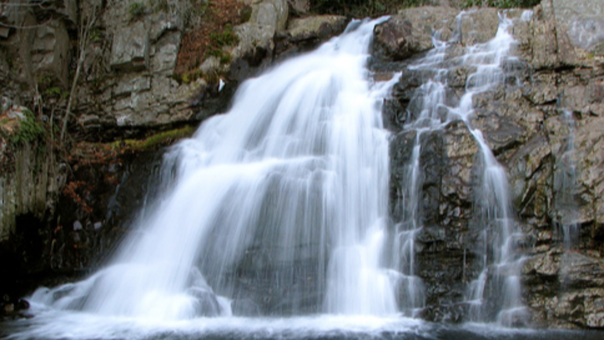 File:Hawk Falls.jpg