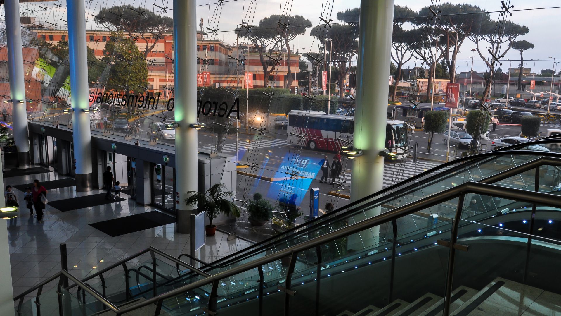 File:Naples Airport, Italy (18069997289).jpg