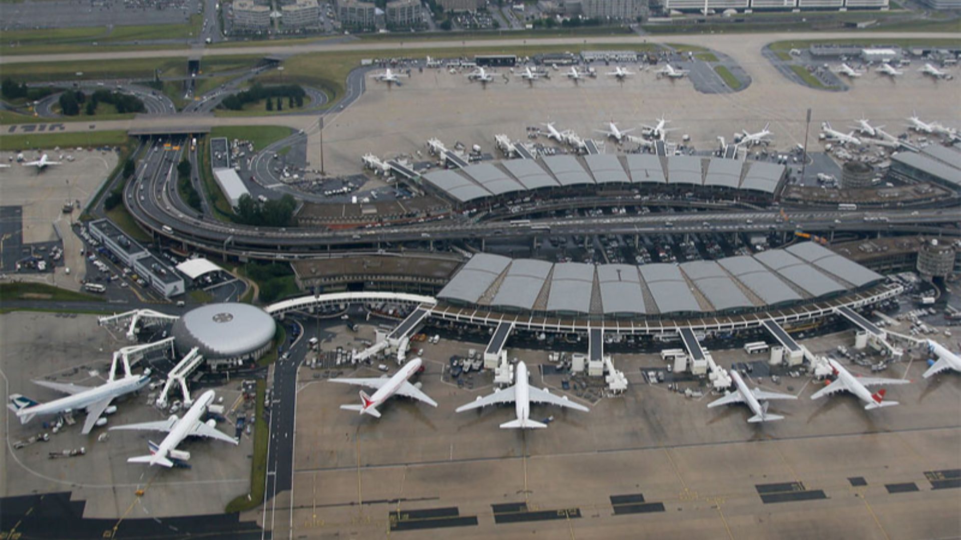 File:CDG-aerialview.jpg