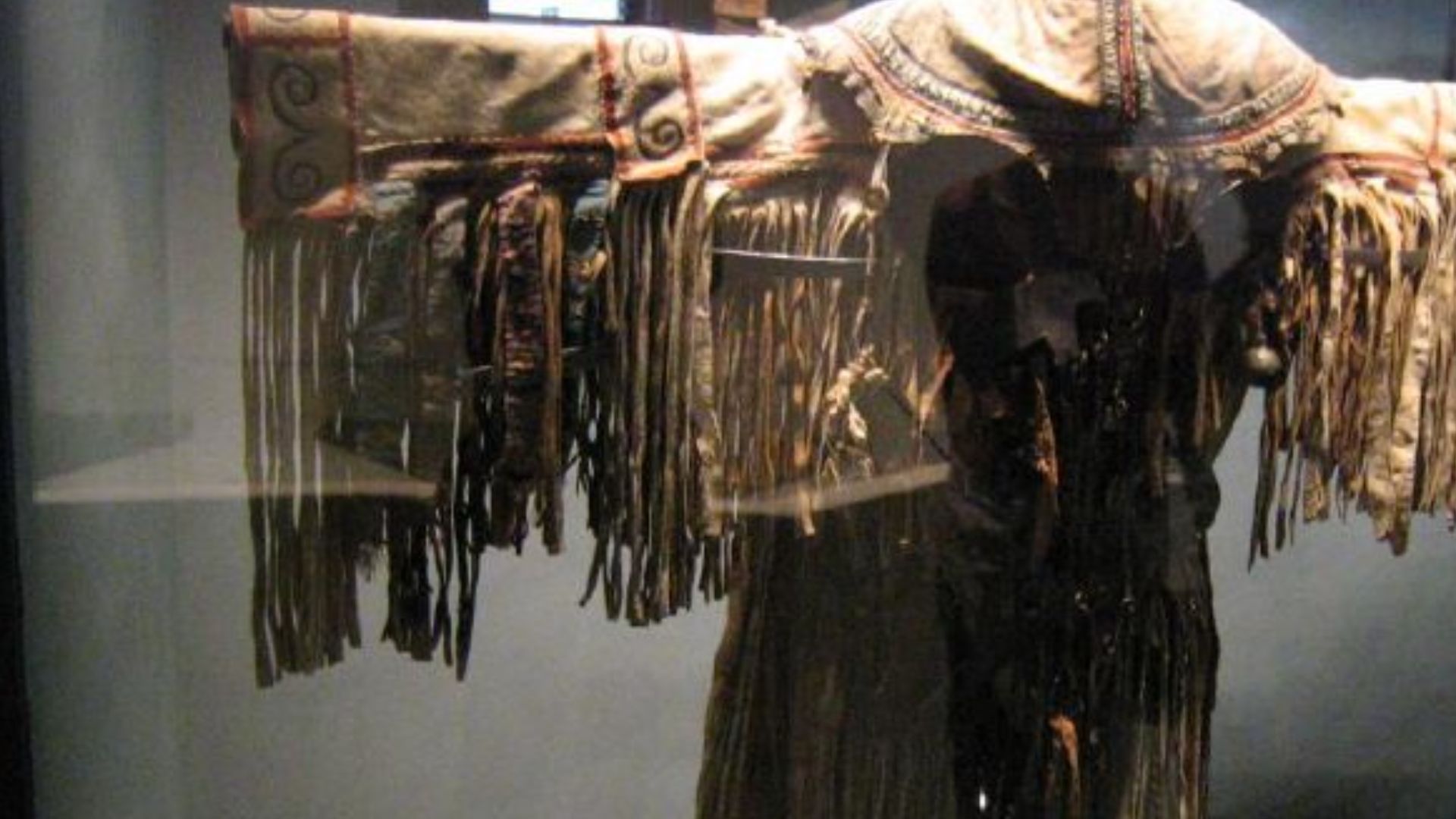 File:Evenk shaman costume.jpg