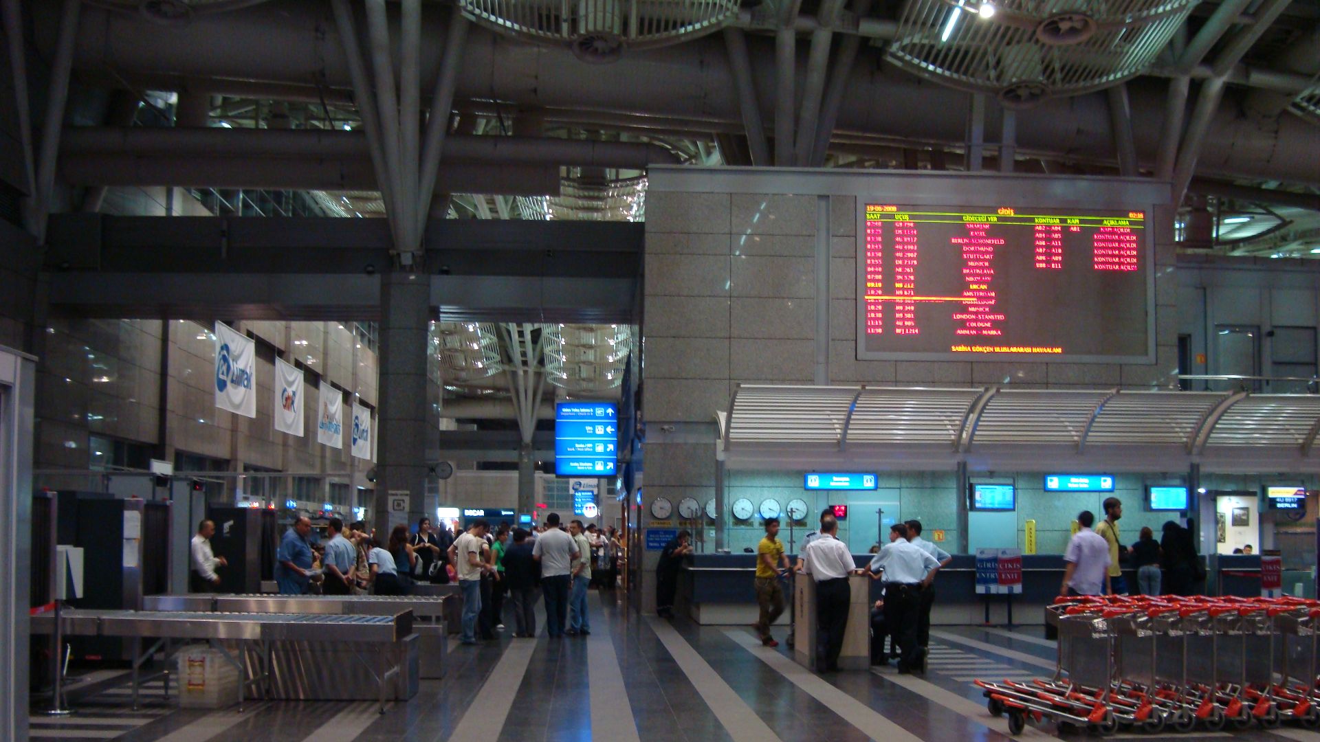 File:Sabiha Gokcen Havaalani.JPG