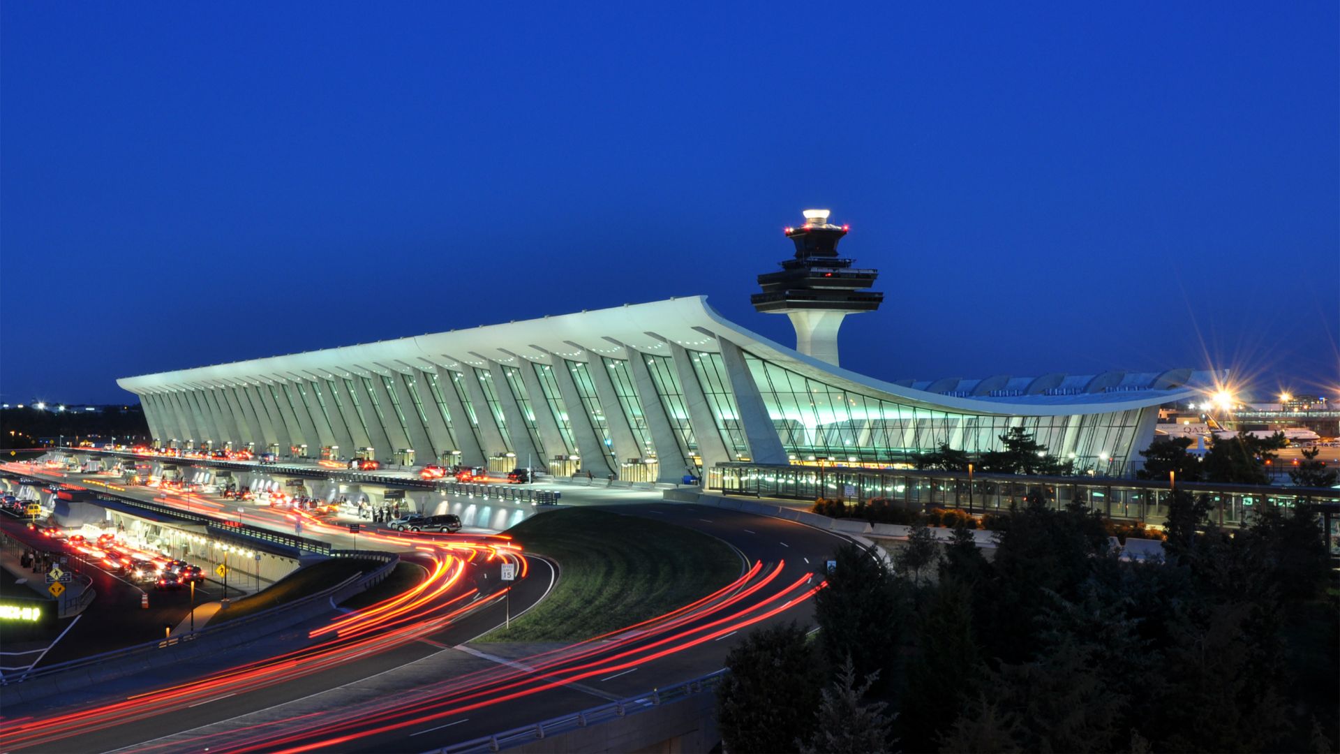 File:Washington Dulles International Airport at Dusk.jpg