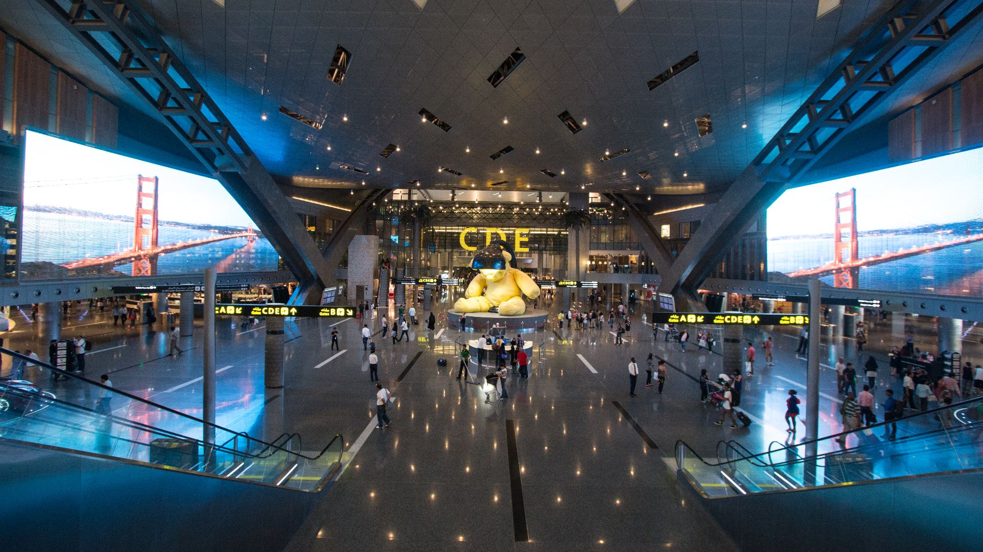 File:Hamad International Airport Doha Qatar 6.jpg