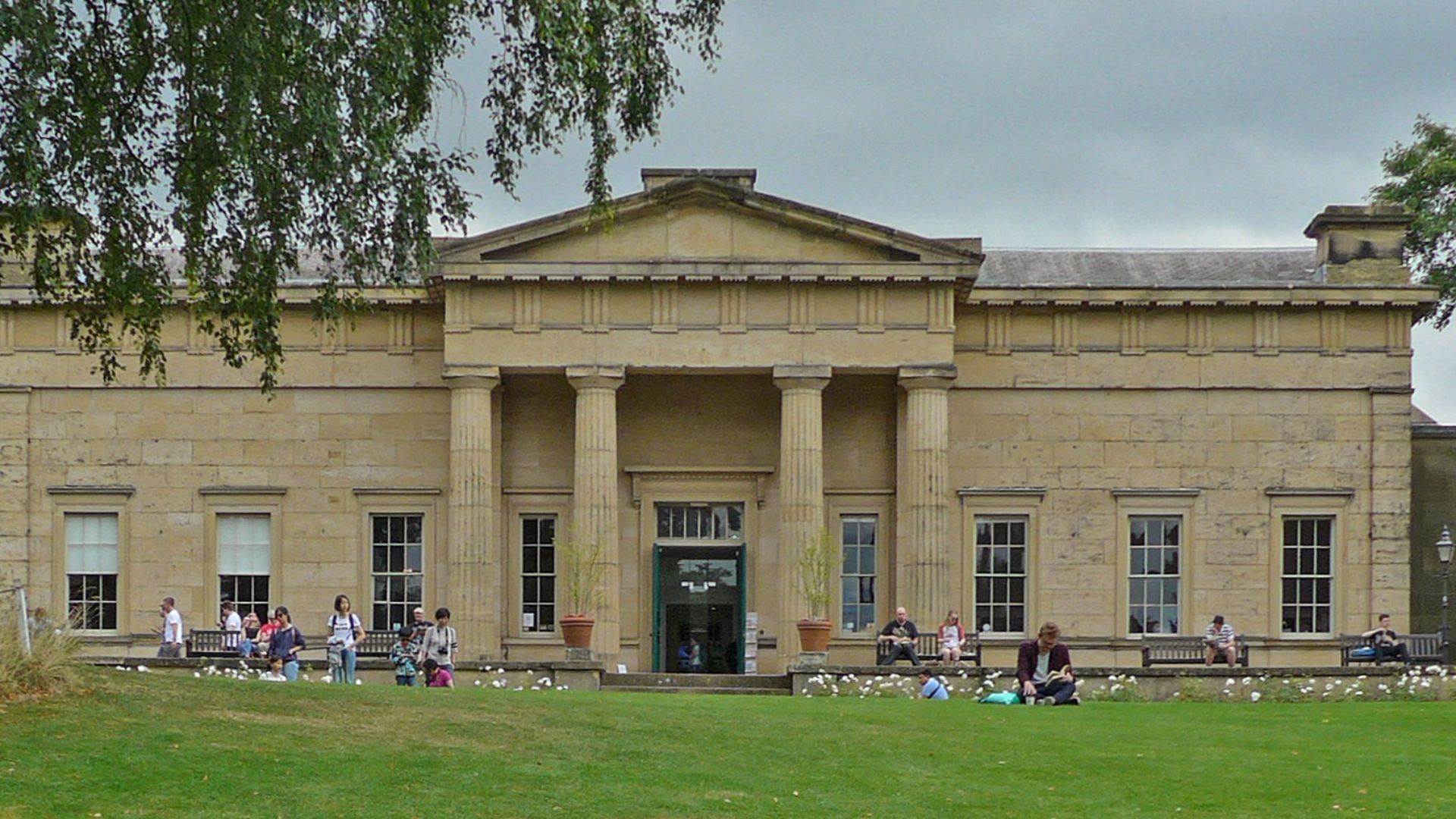 File:Yorkshire Museum (28704608265) cropped.jpg