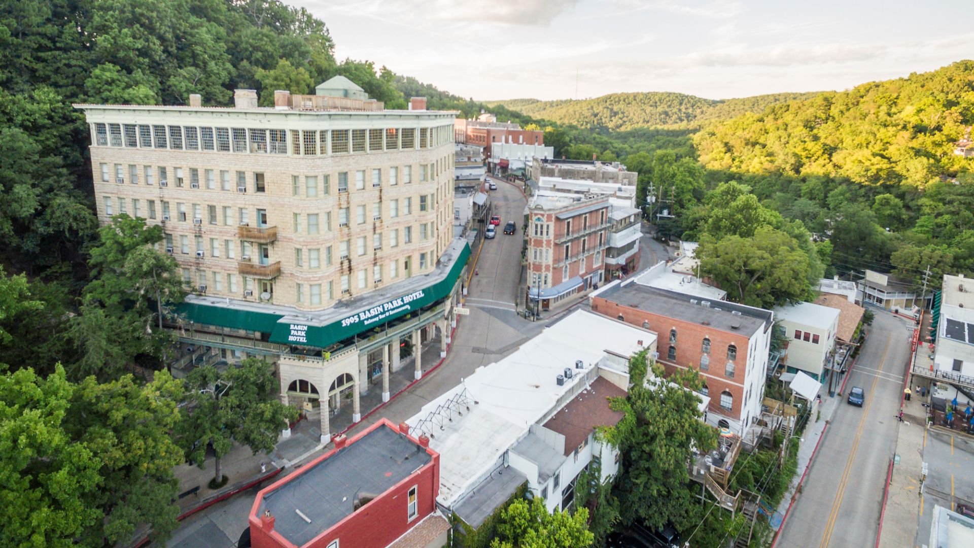 File:Aerial shot of downtown Eureka Springs, Arkansas.jpg
