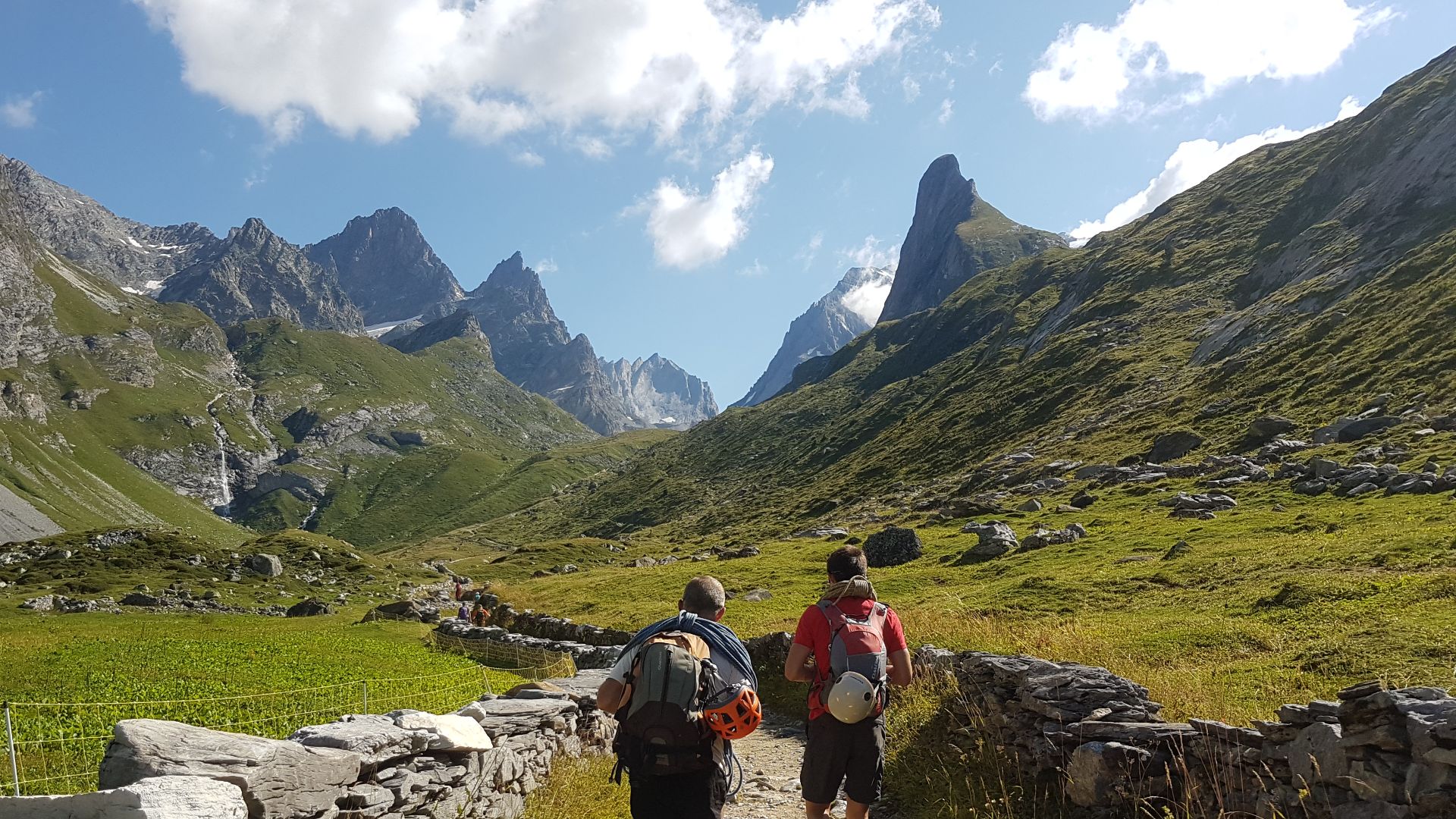 File:Two hikers on a trail.jpg