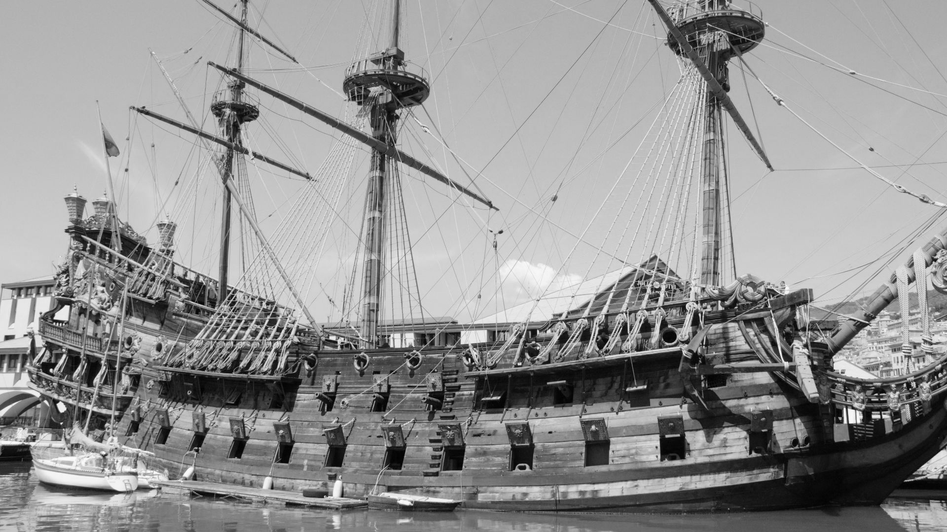 File:Pirates, Roman Polanski, boat Genova 2.jpg