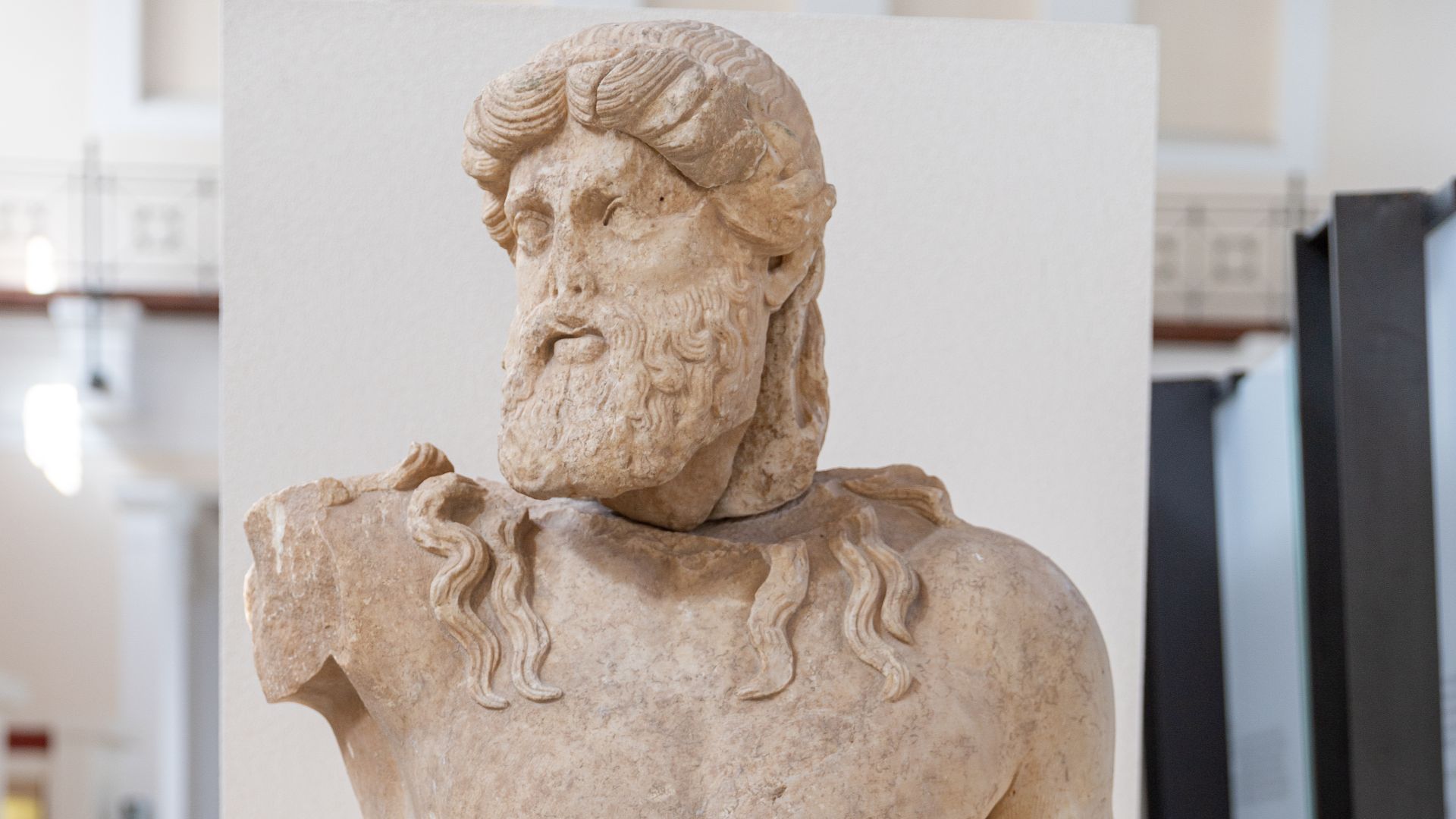 File:Marble statue of Zeus in the Archaeological Museum of Olympia, Greece (51223275498).jpg