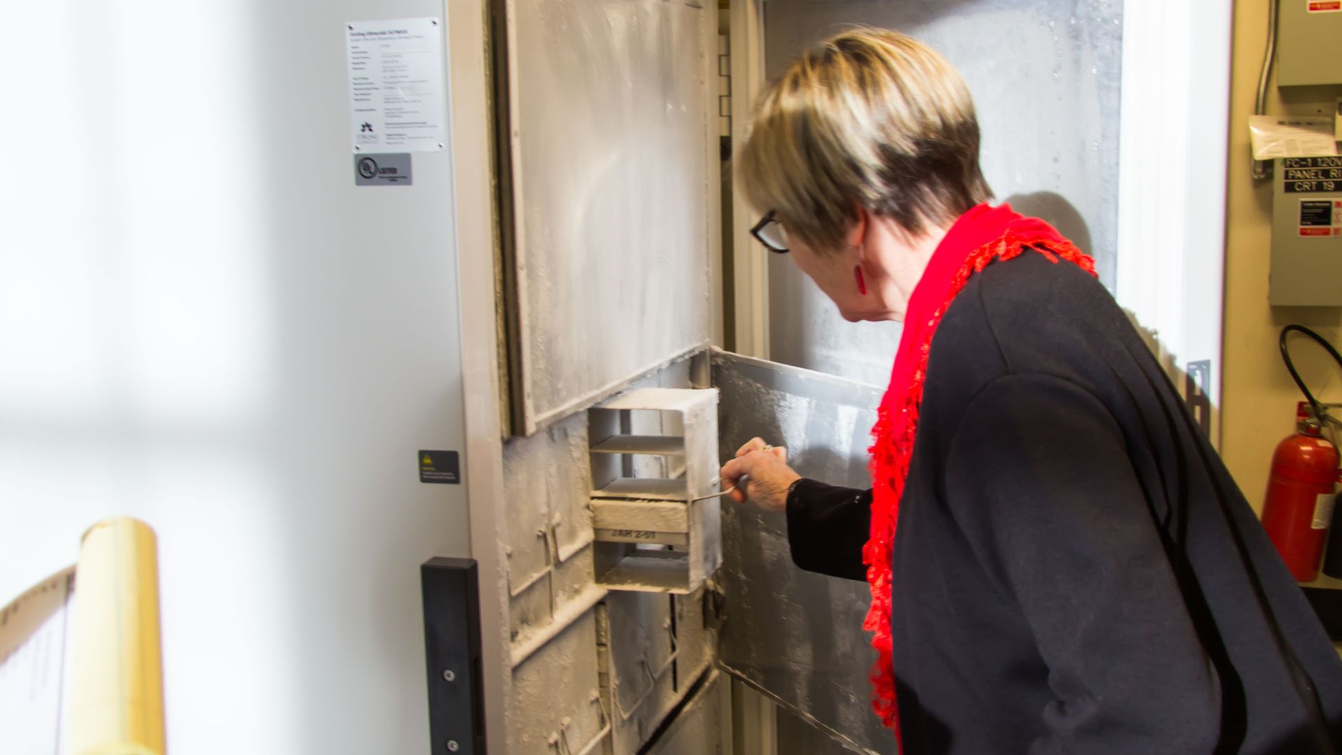 File:-80 Degree DNA storage - Burke Museum Tour (32106908312).jpg