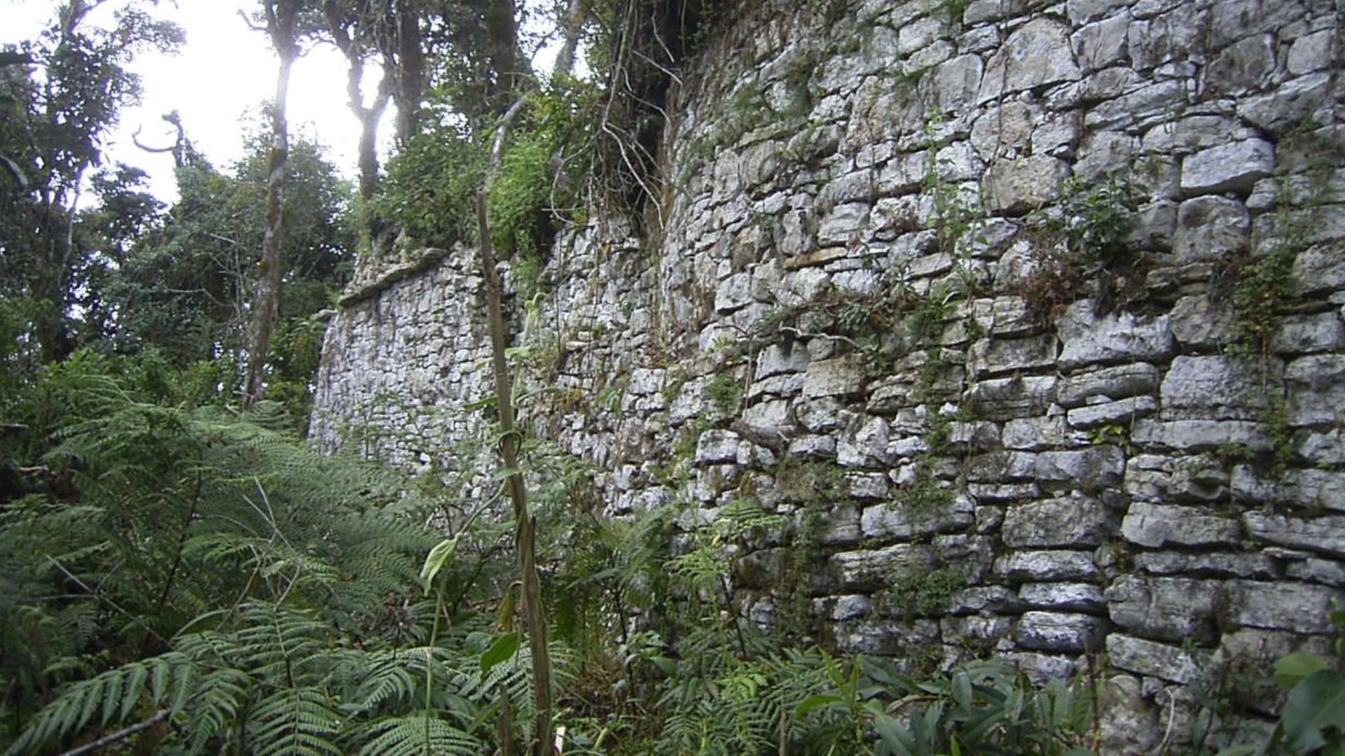 File:Ruinas-soloco chachapoyas amazonas peru.jpg