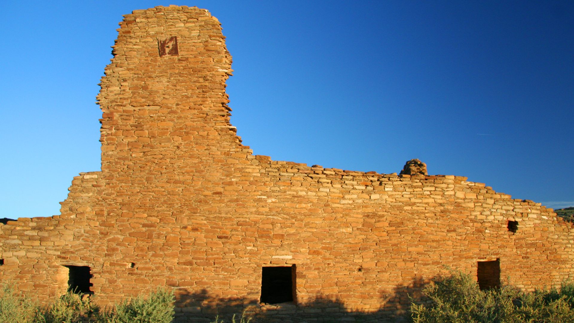 File:Chaco-Canyon.jpg