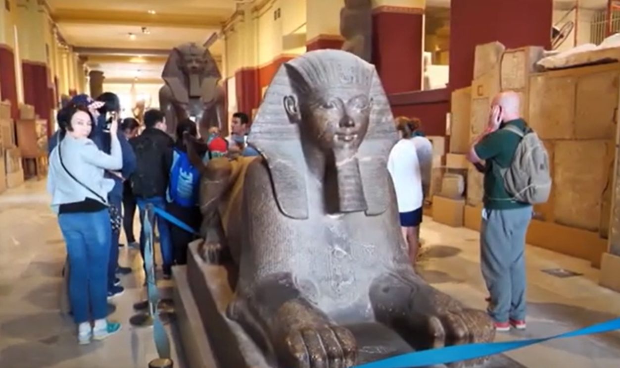  The Tomb of Pharaoh’s Chief Dentist