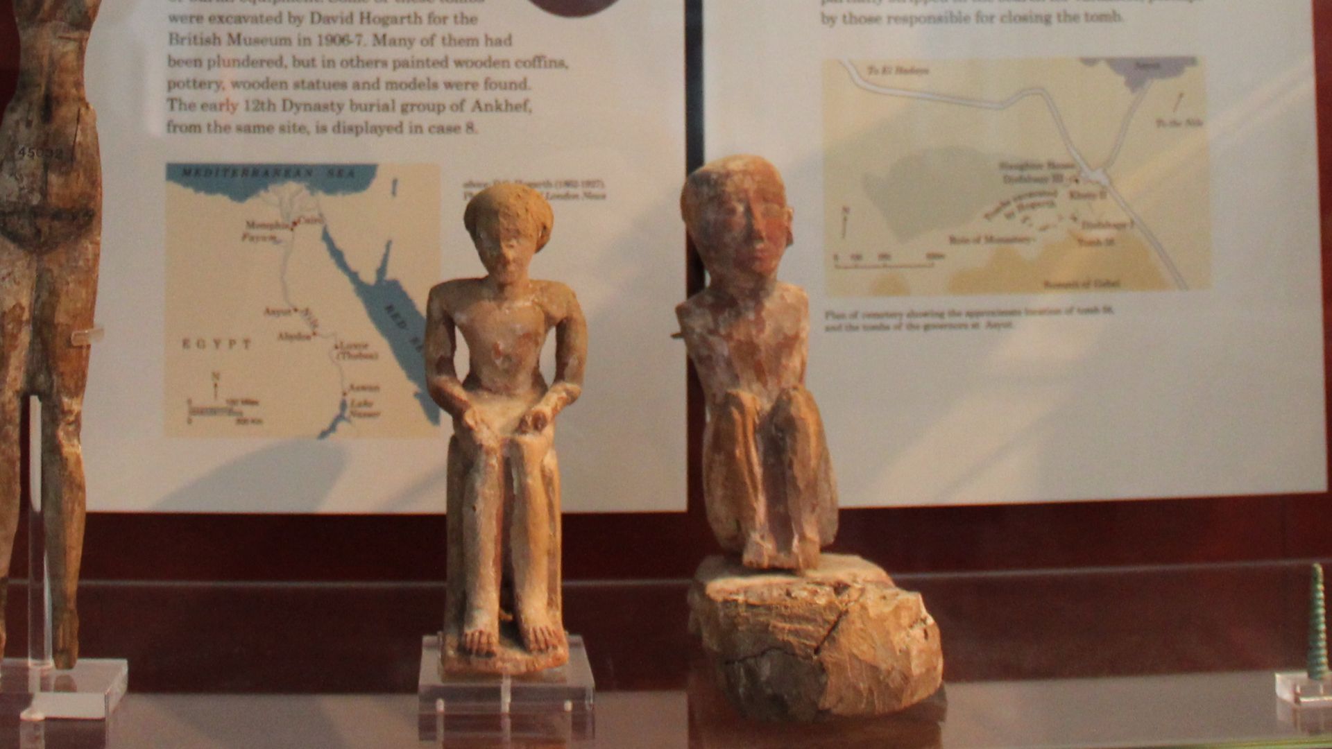 File:Egyptian Necropolis of Asyut (35782325764).jpg