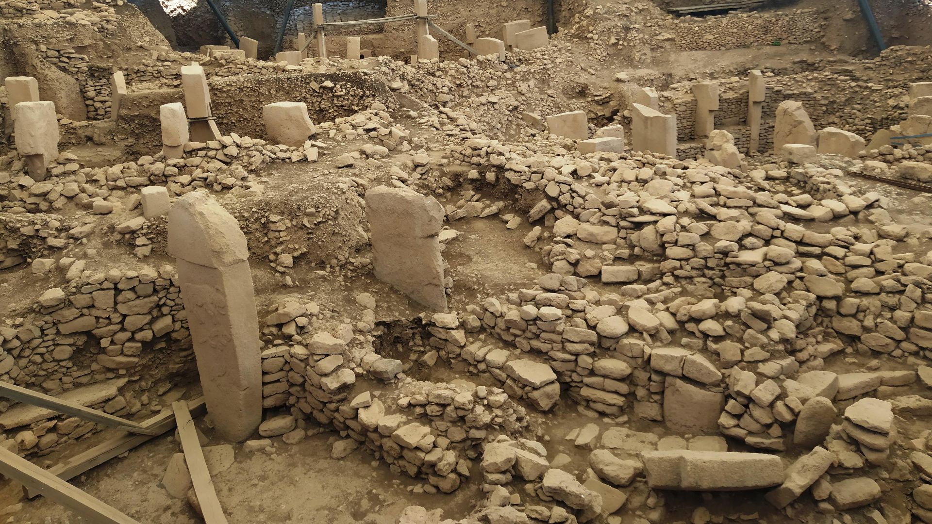File:Göbekli Tepe (1).jpg