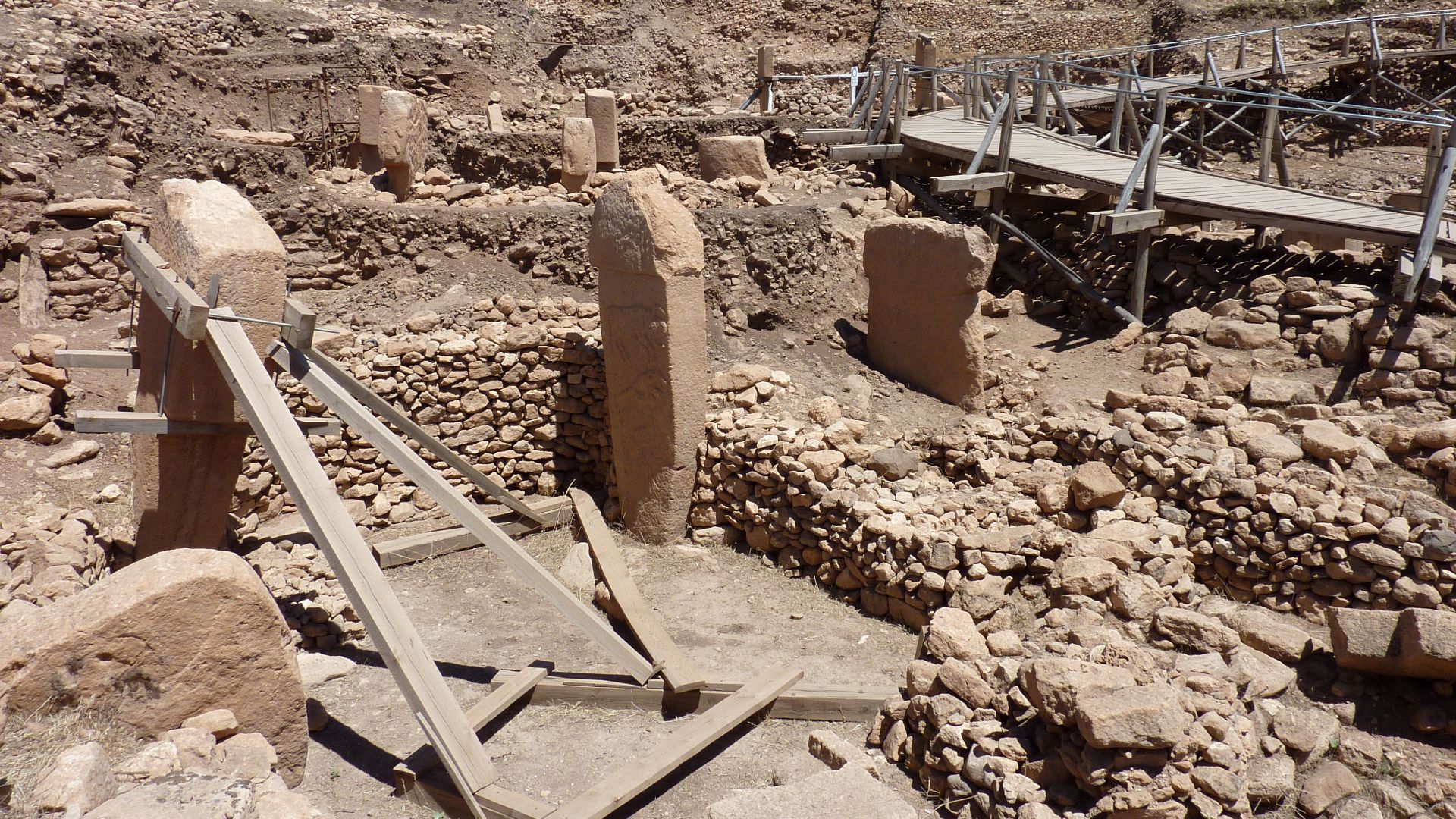 File:Göbekli Tepe site (2).JPG