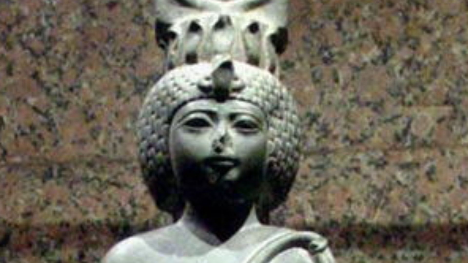 File:Statue of Ankhenesneferibre by John Campana.jpg