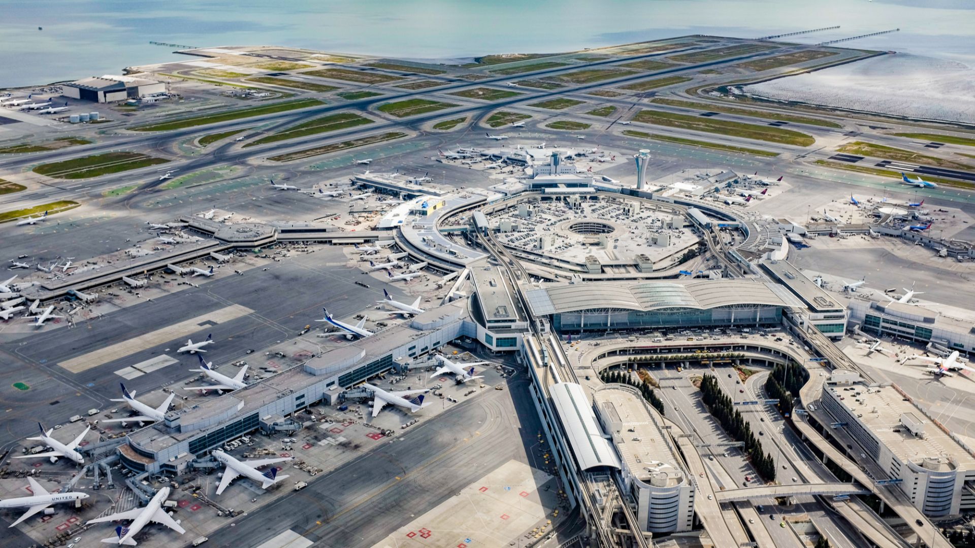 File:San Francisco International Airport - aerial photo.jpg