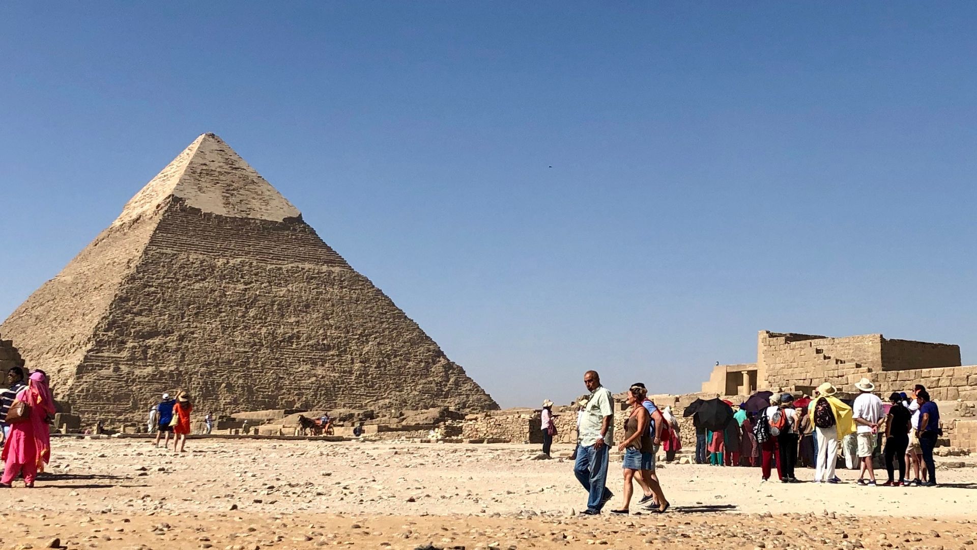 File:Pyramid of Khafre (Cheprhen), Giza, GG, Egypt (47850670012).jpg