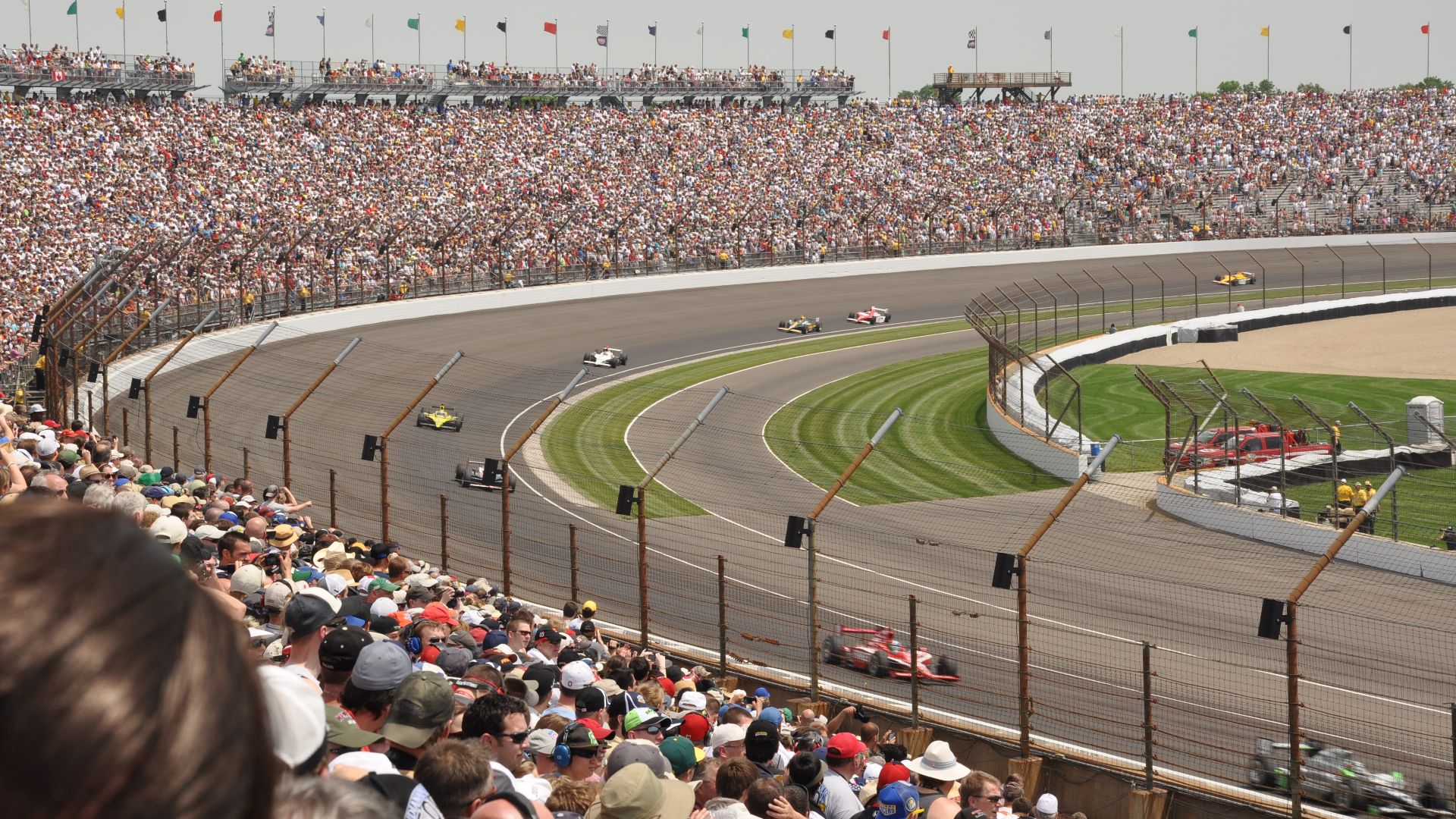 File:Indianapolis 500 - Race Day (5810330489).jpg