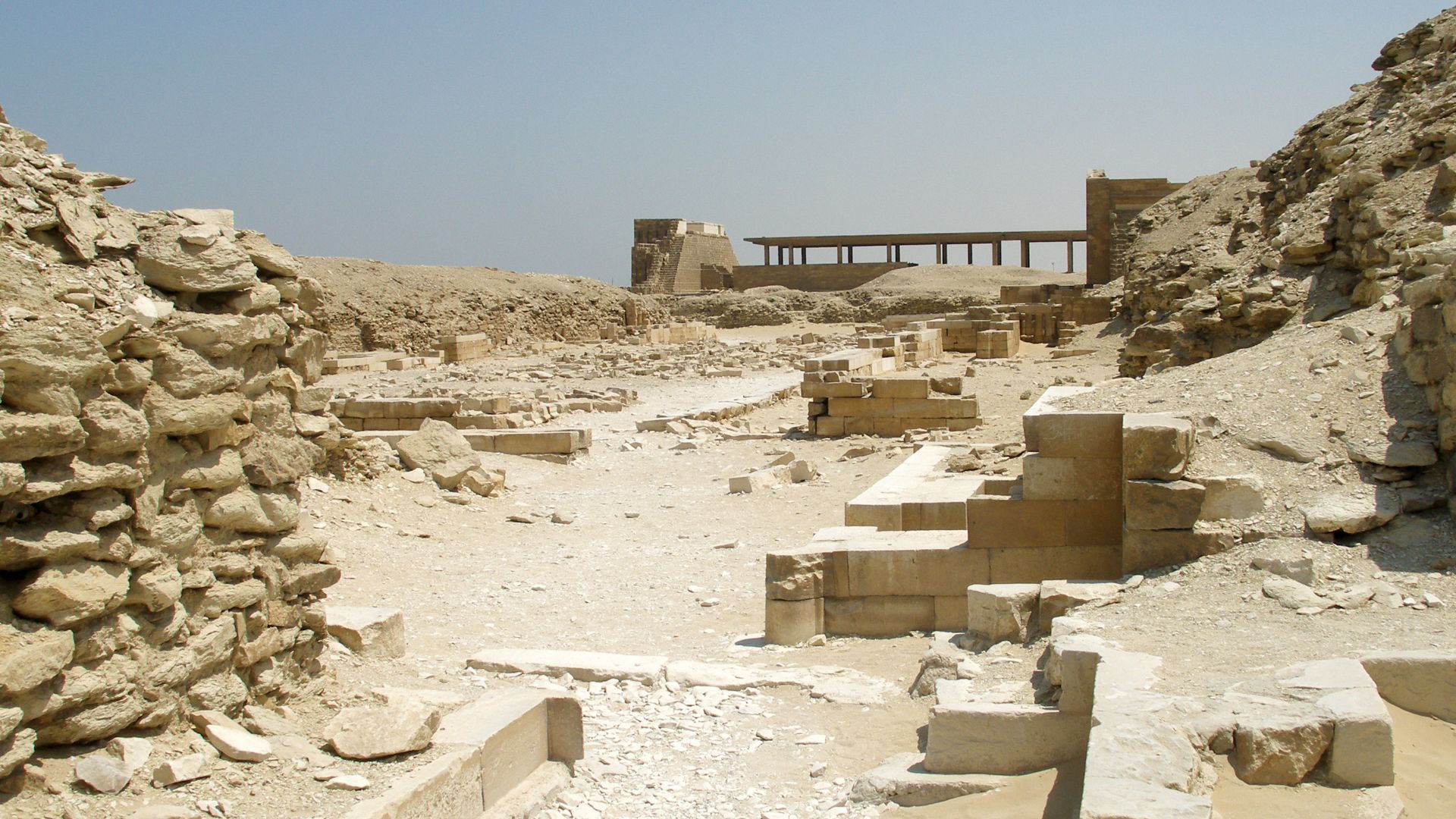 File:Saqqara archaeological complex, Ancient Egypt.jpg