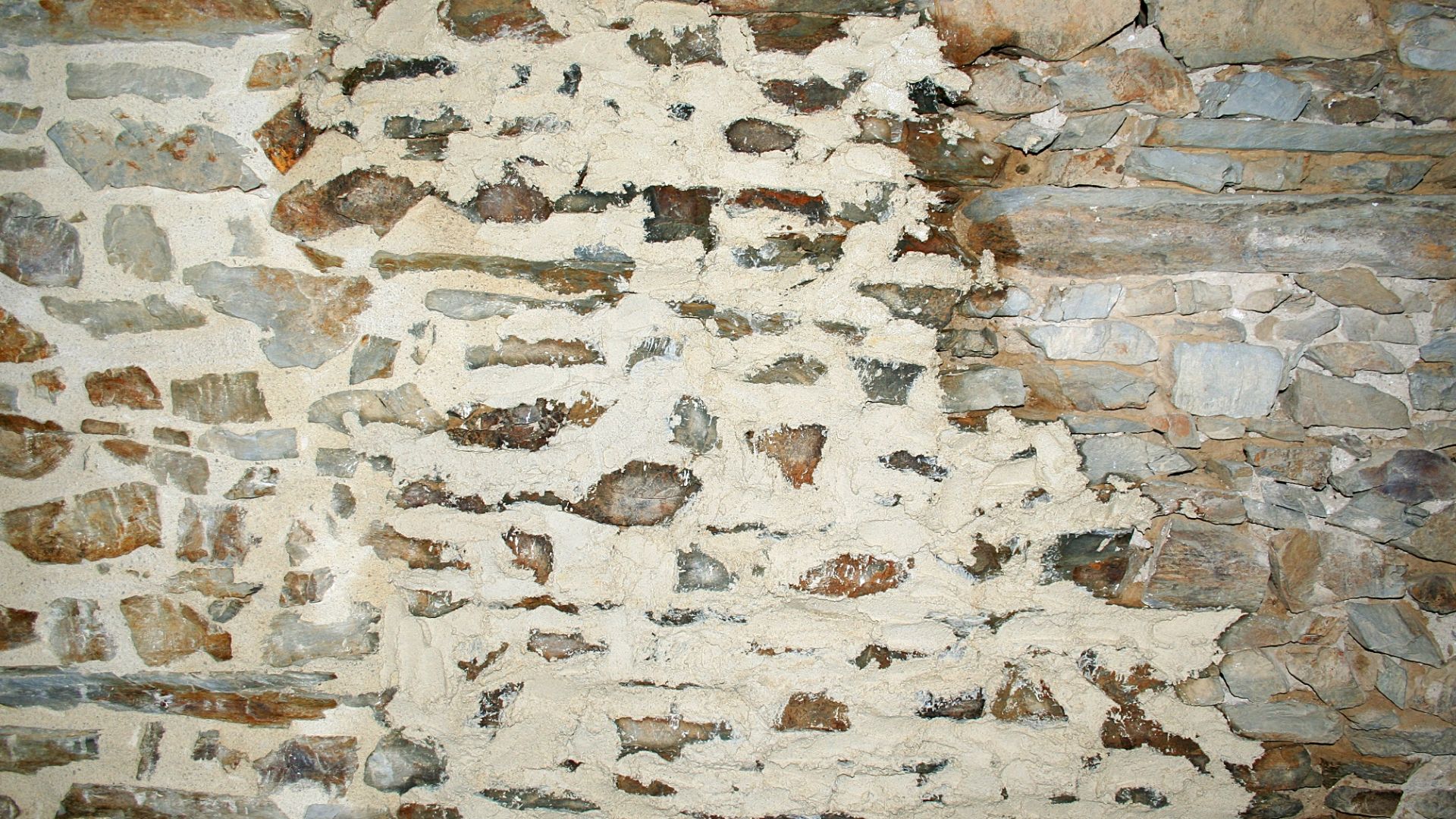 File:Enduit chaux.JPG