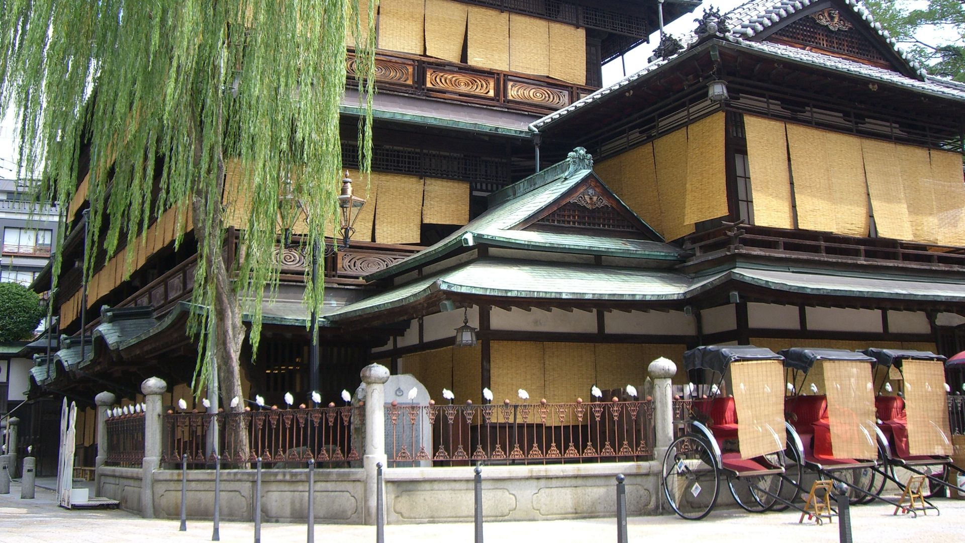 File:Dogo Hot Spring2(Matsuyama City).JPG