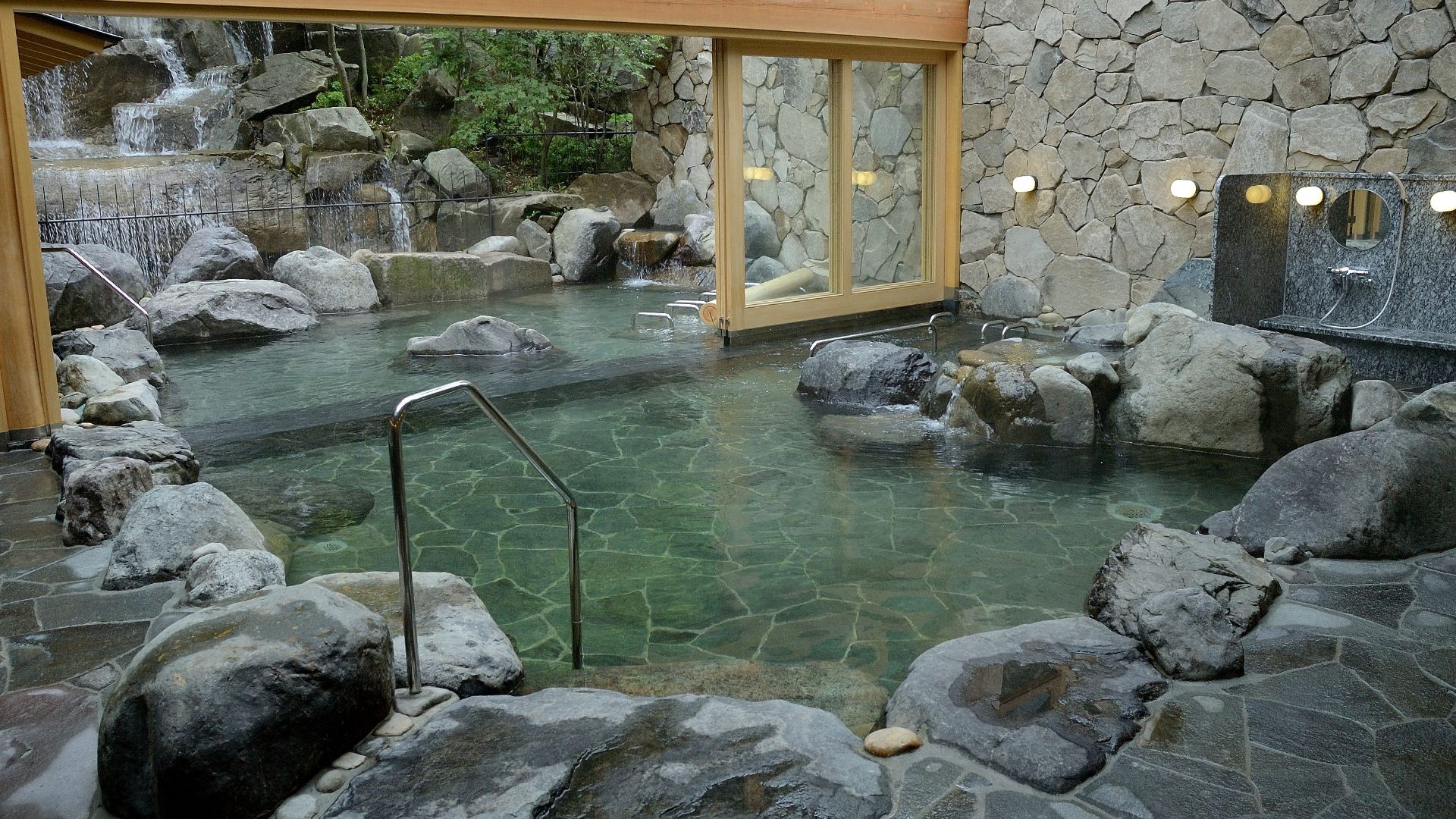 File:Inside Goshono-yu Kinosaki Onsen.jpg