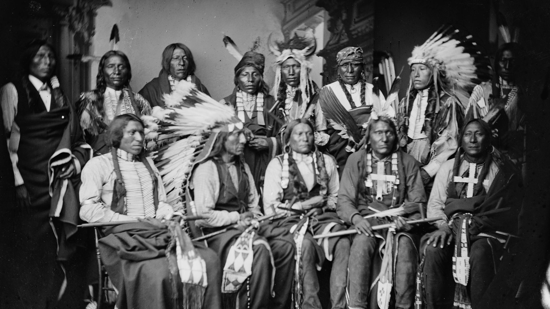 File:Red Cloud and other Sioux.jpg