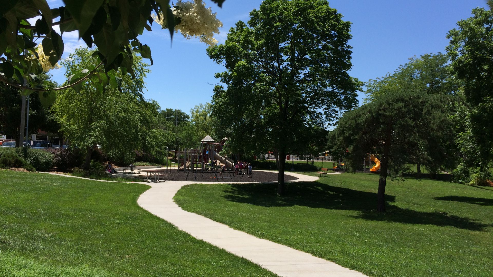 File:Foot path in Watson park, Lawrence KS.JPG