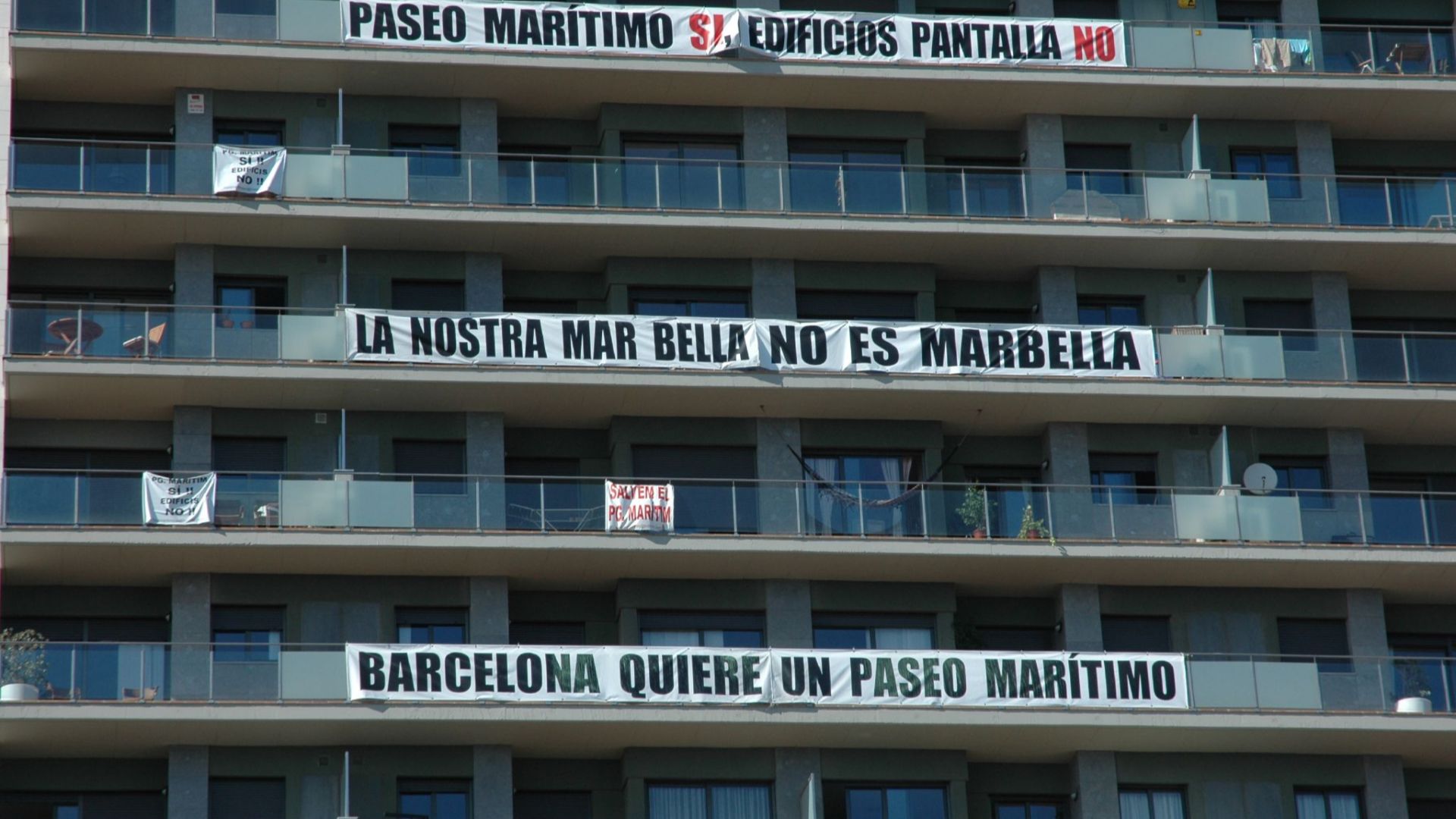 File:Protesta Barcelona.jpg