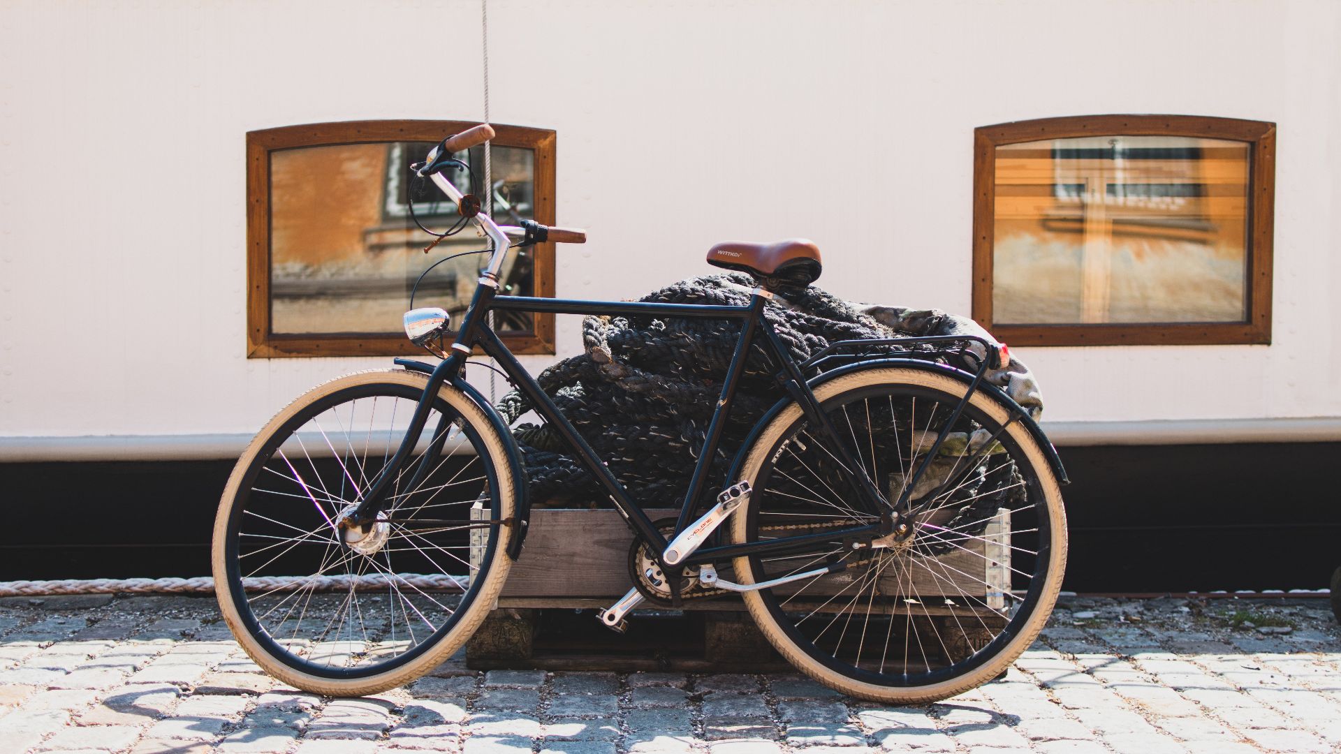 File:Bike on street Copenhagen (Unsplash).jpg