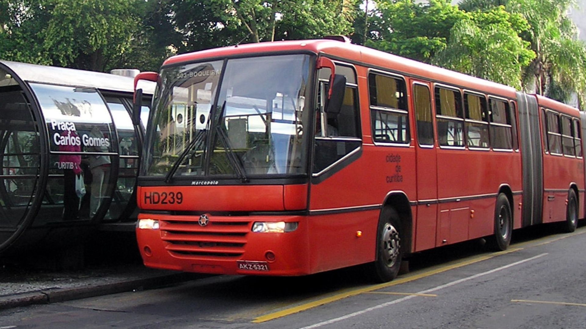 File:Bus Stops 3 curitiba brasil.jpg