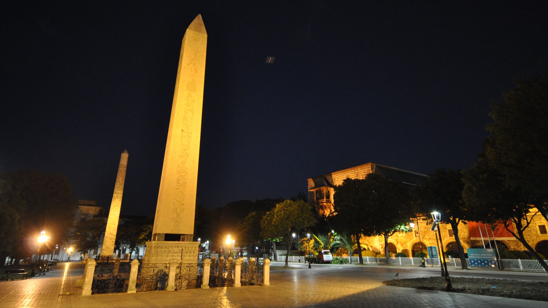 File:Obelisk of Theodosius (8394685988).jpg