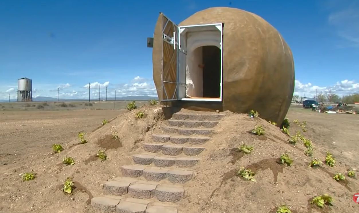 The Big Idaho Potato Hotel Farm Stay